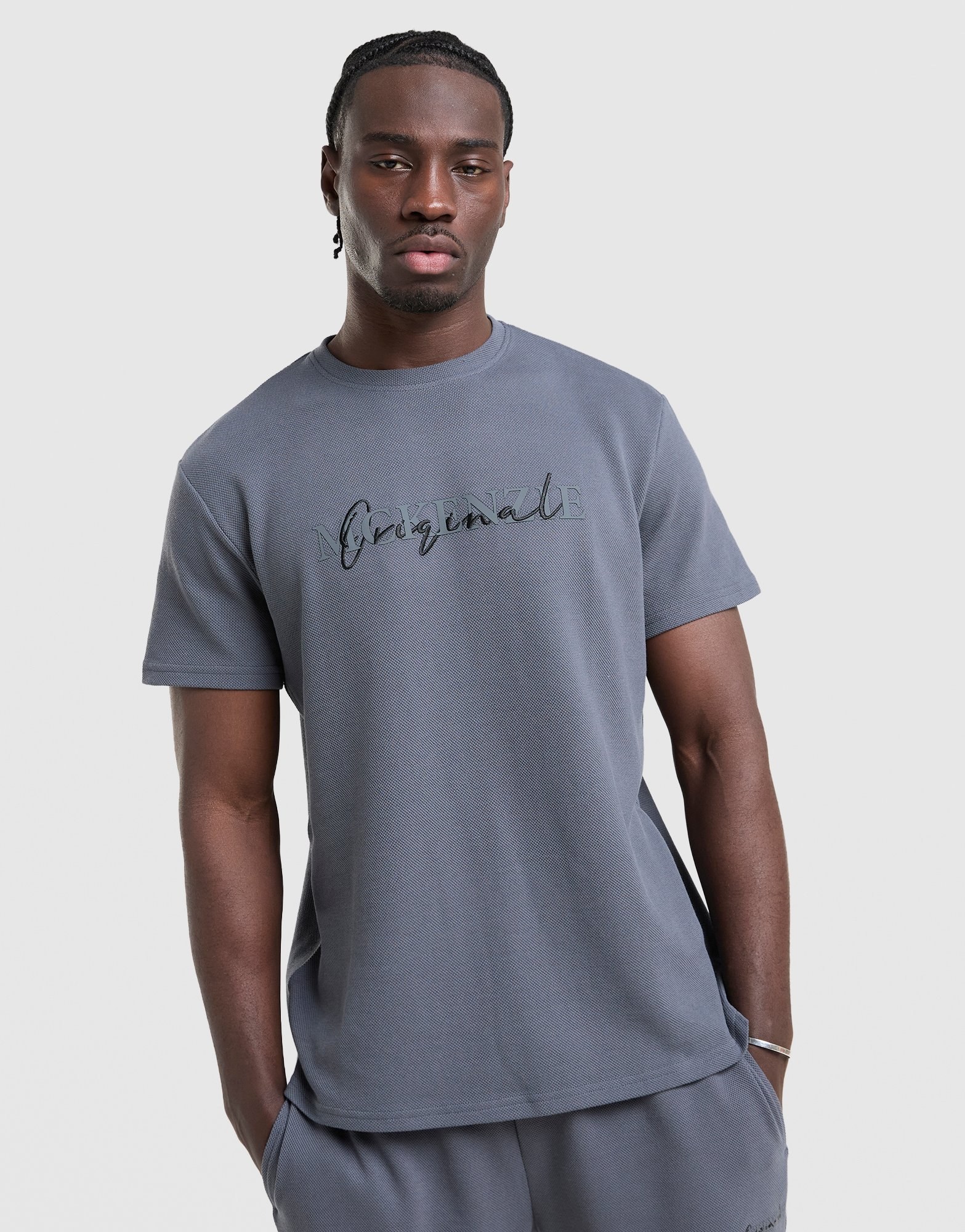 McKenzie Axel T-Shirt