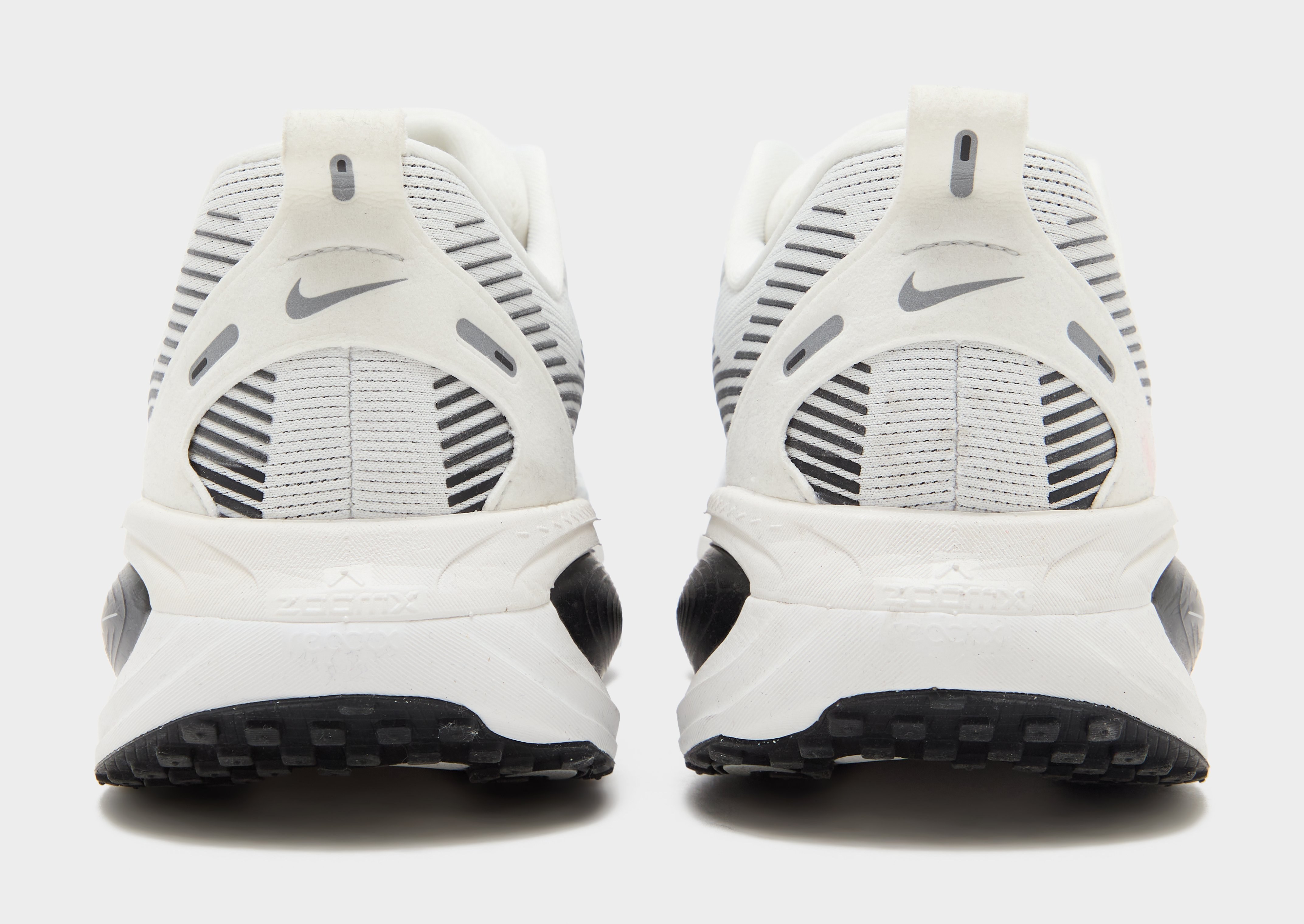 Nike Vomero 18
