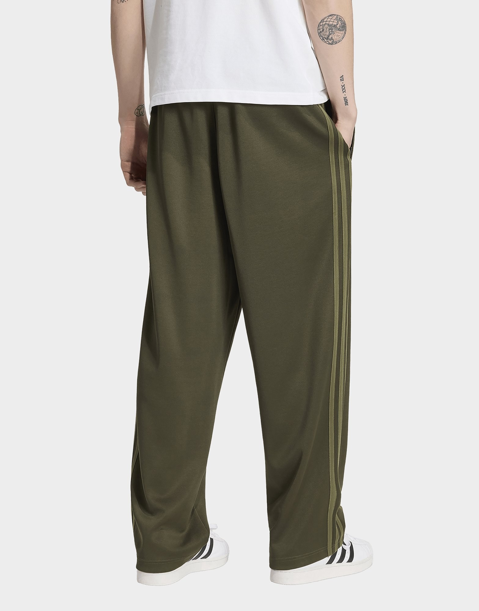 adidas Adicolor Loose Trackpants