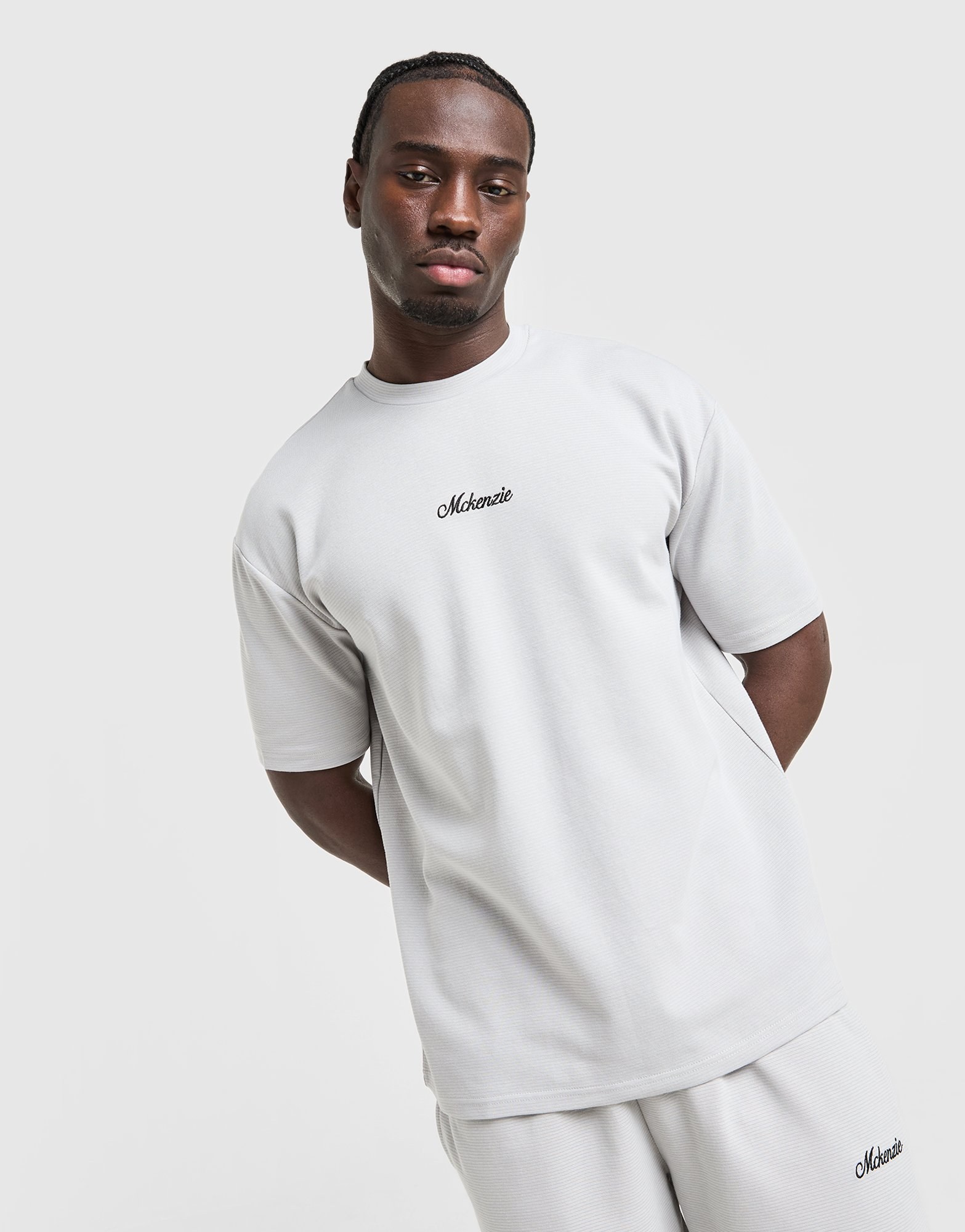 McKenzie Pismo T-Shirt