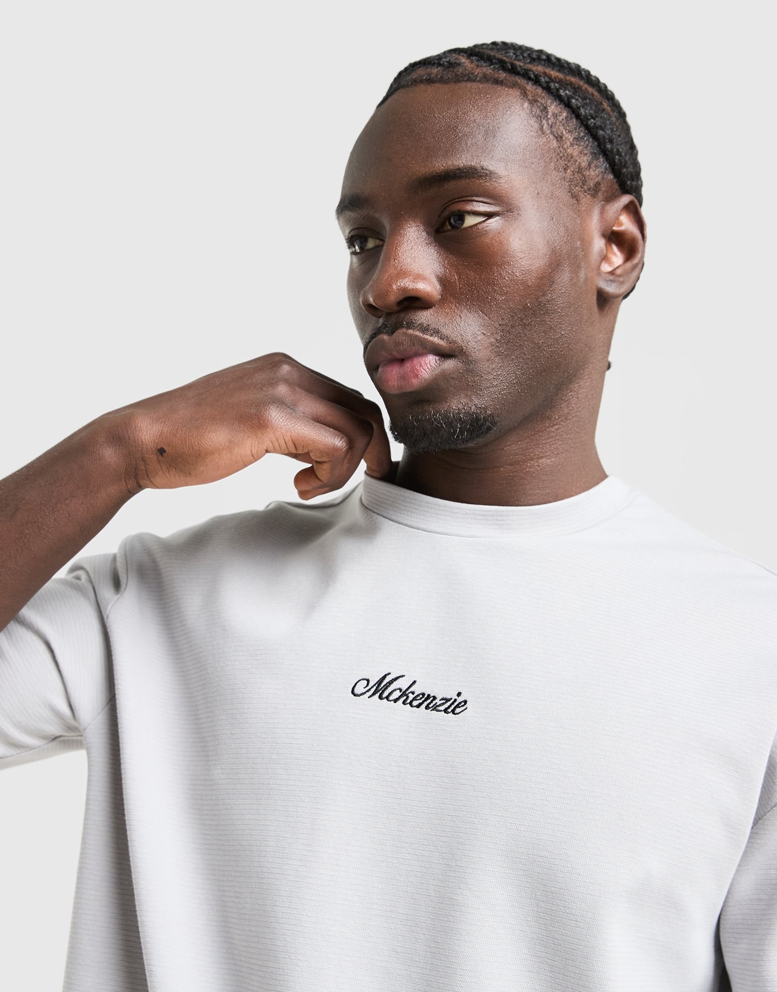 McKenzie Pismo T-Shirt