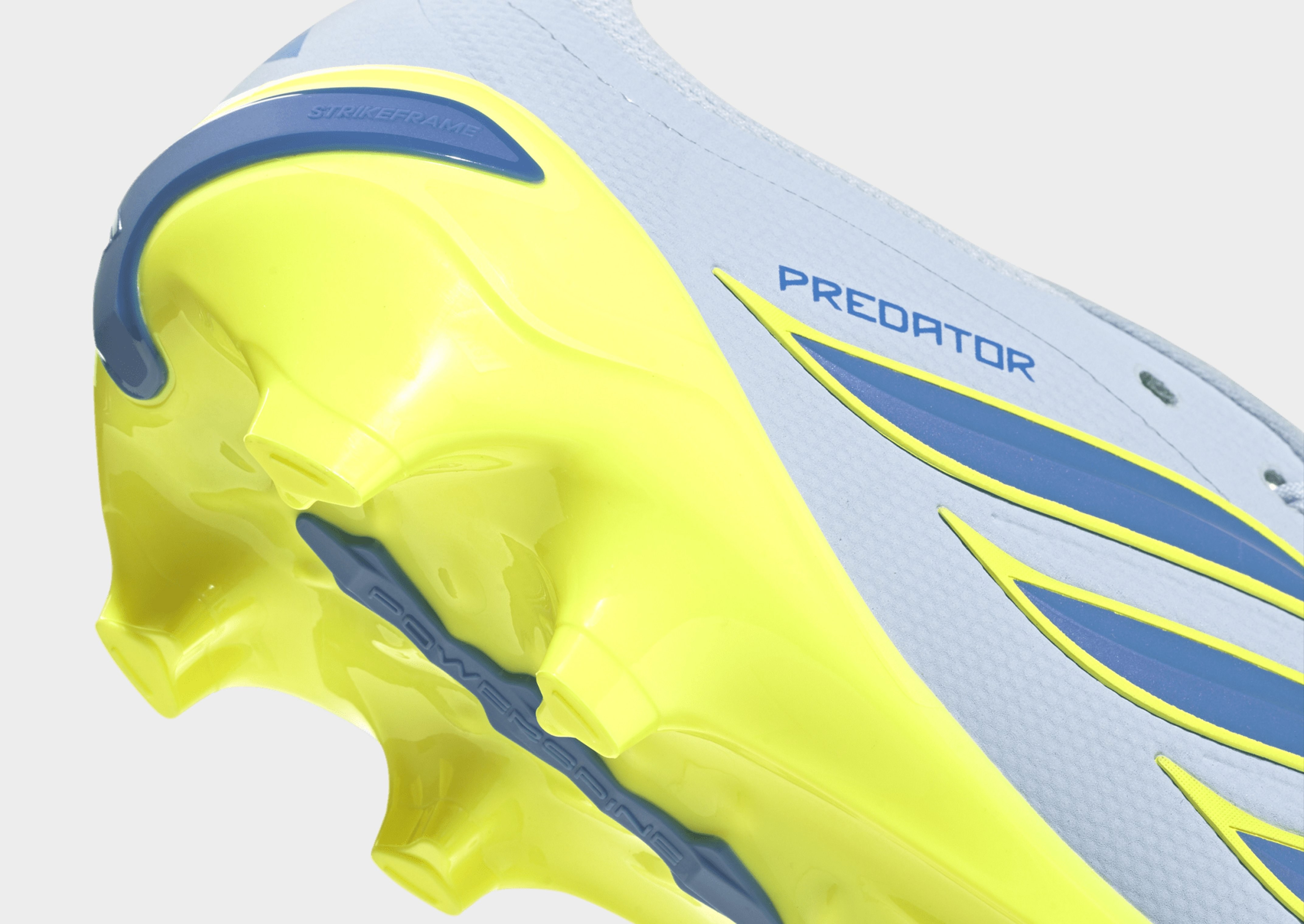adidas Predator League Fußballschuh, Feste Böden, Umschlagbare Zunge