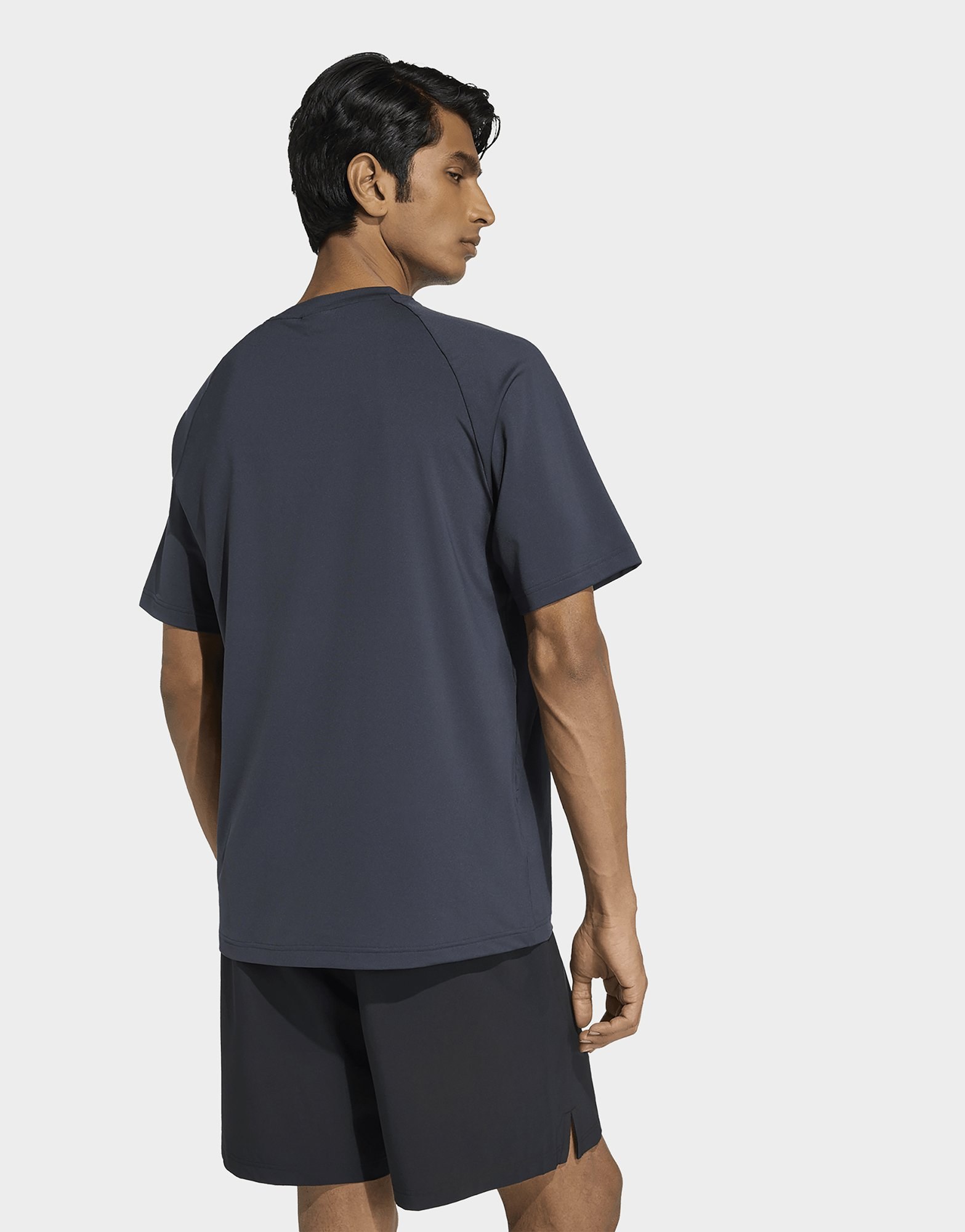 adidas Tech Trefoil Essentials Polyester T-shirt
