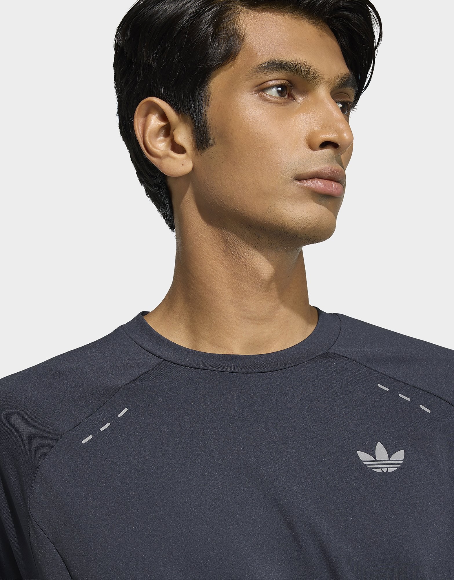 adidas Tech Trefoil Essentials Polyester T-shirt