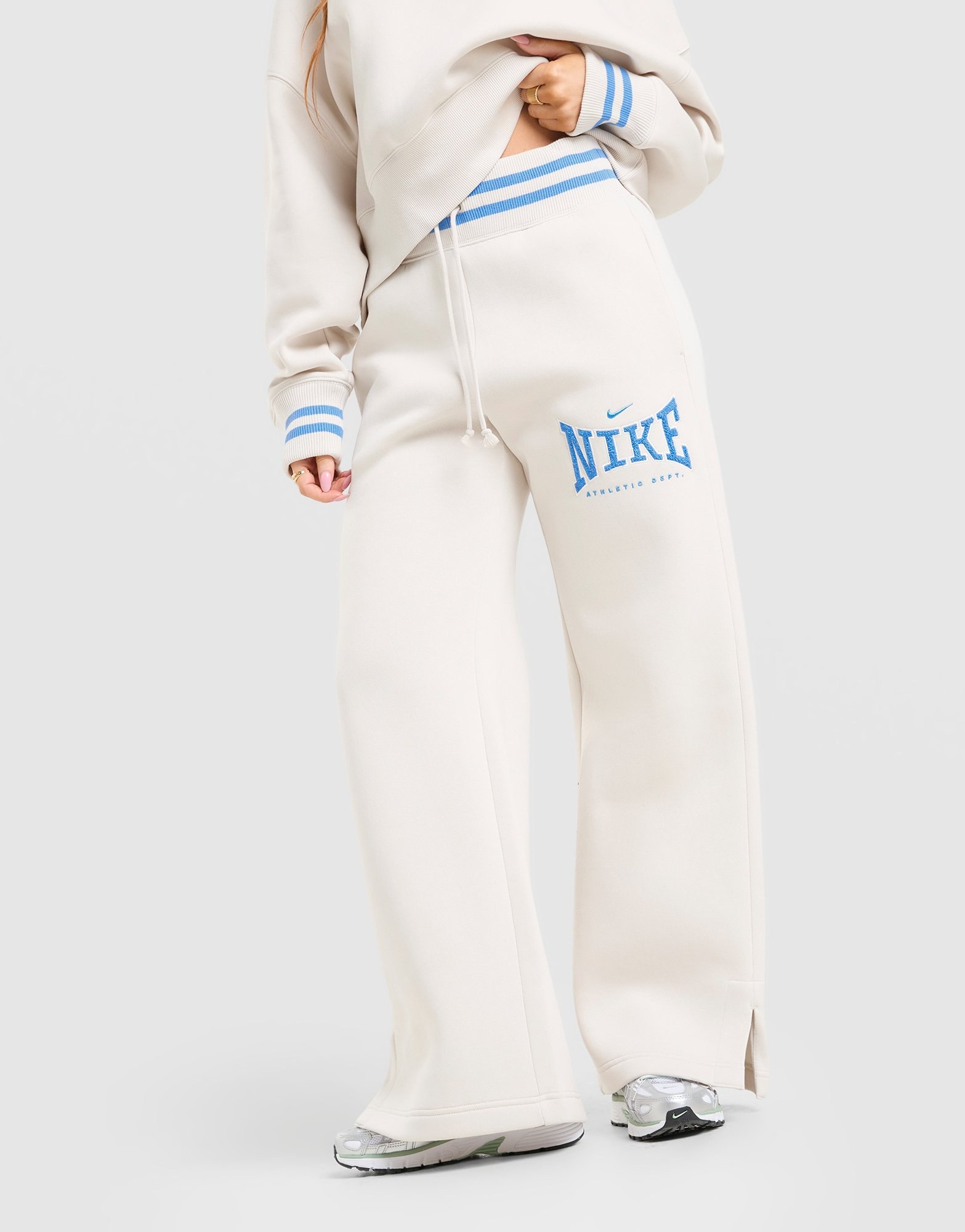 Nike Classics Graphic Phoenix Wide Leg Joggers
