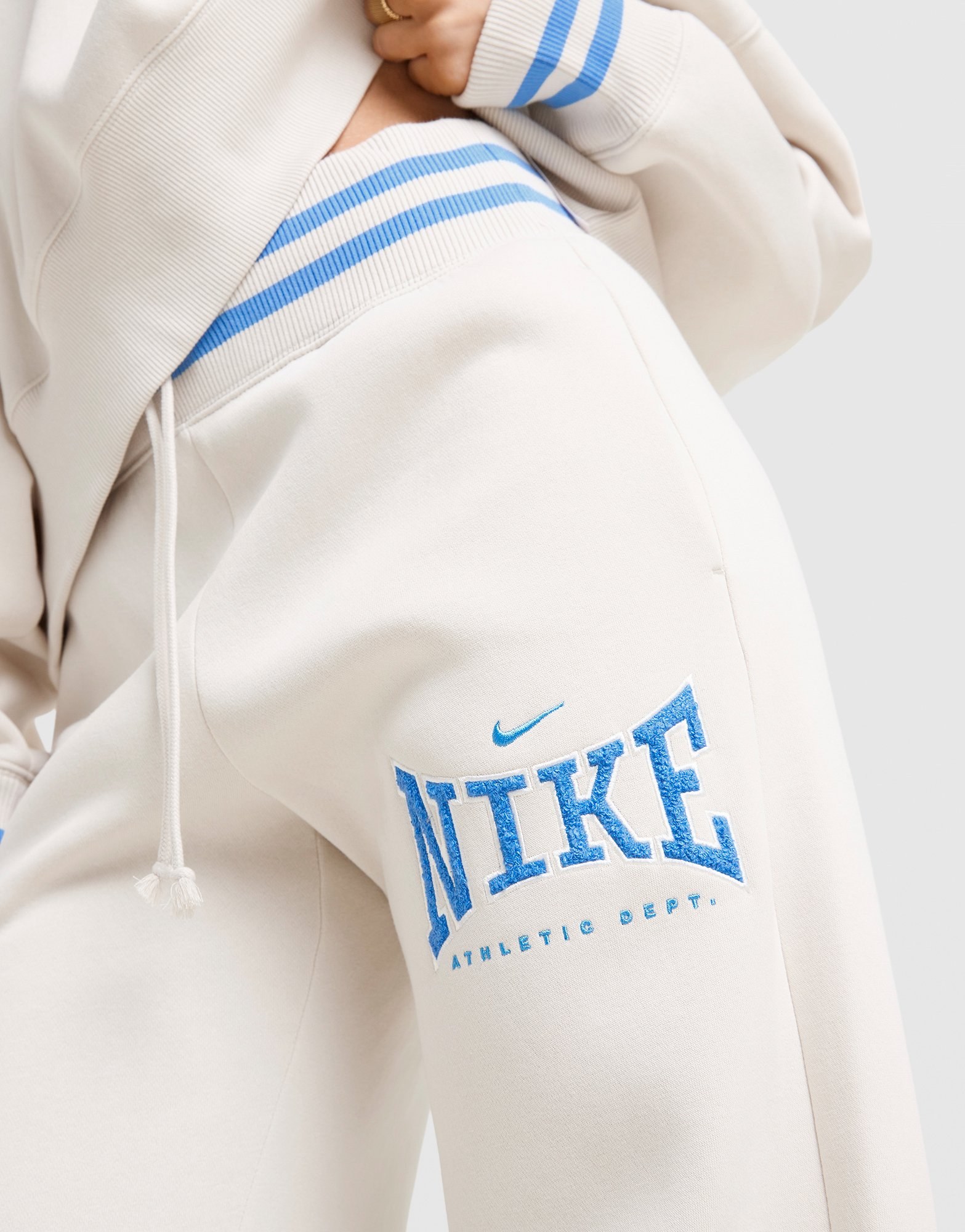 Nike Classics Graphic Phoenix Wide Leg Joggers