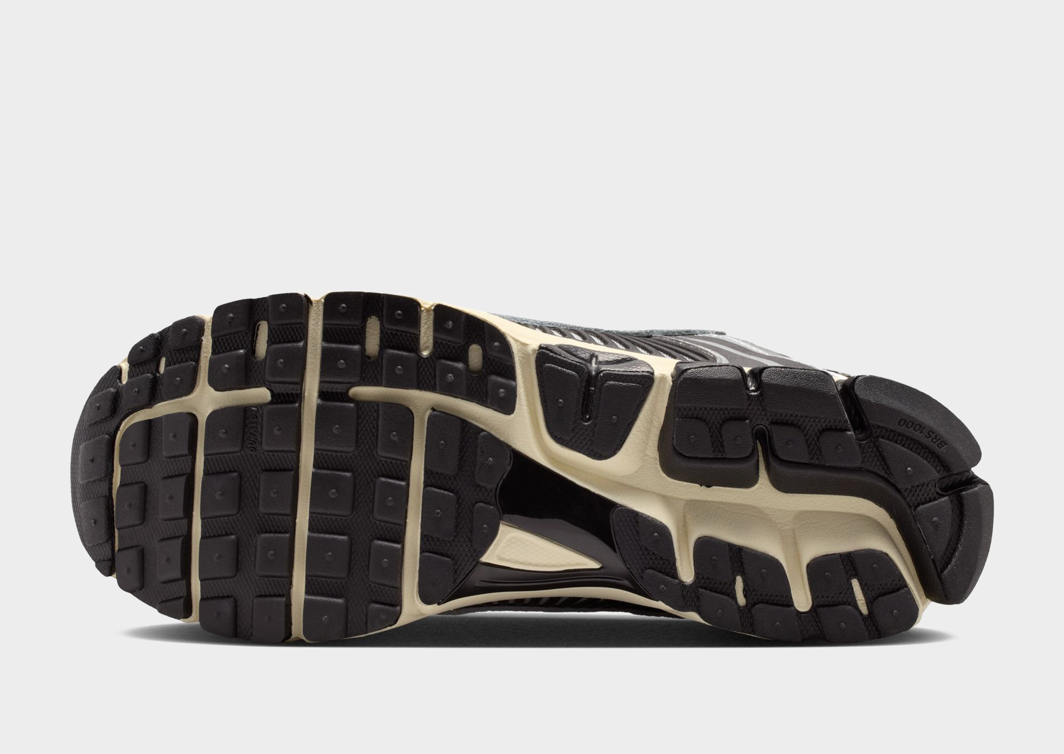 Nike MEN'S SHOES ZOOM VOMERO