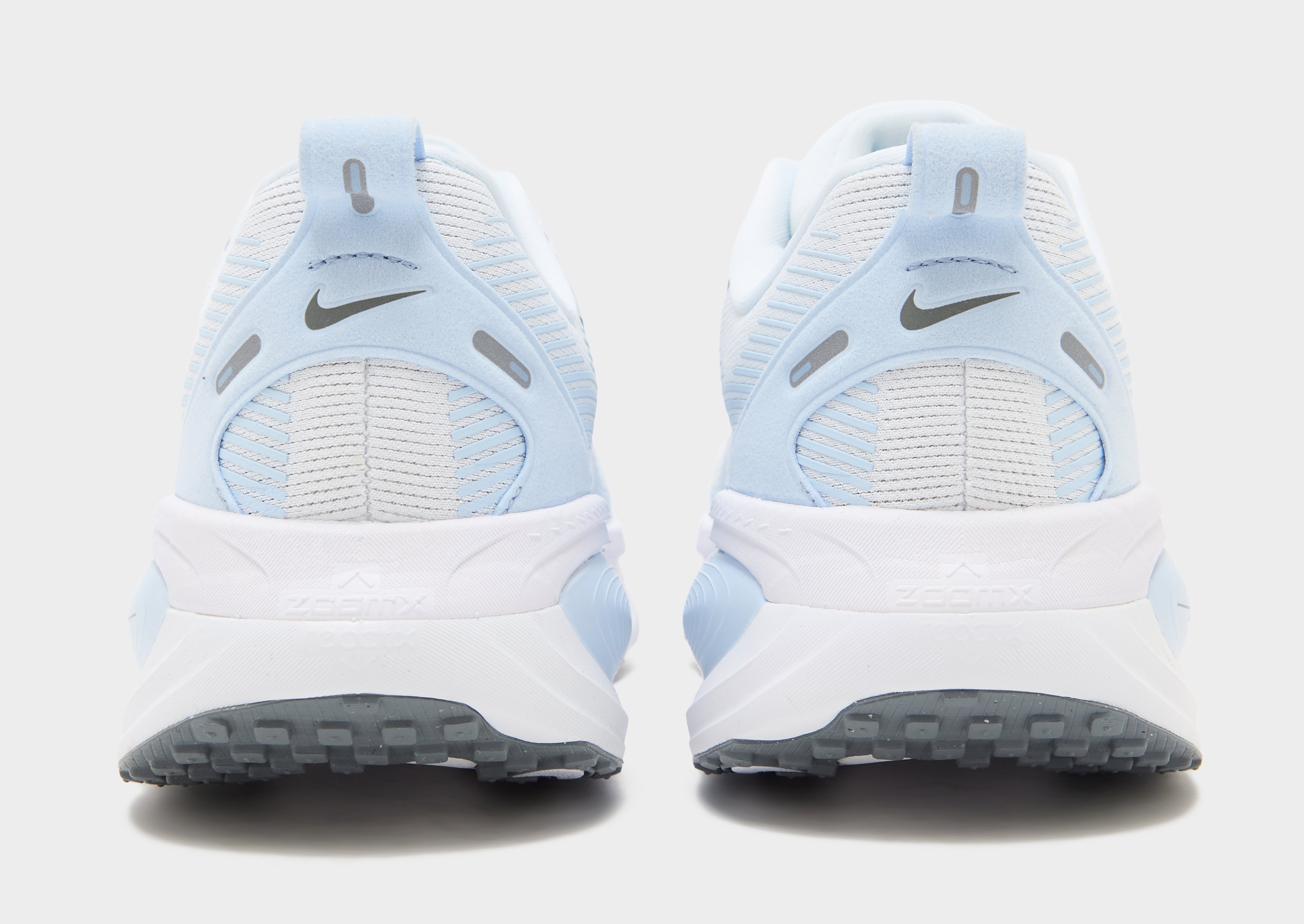 Nike Vomero 18