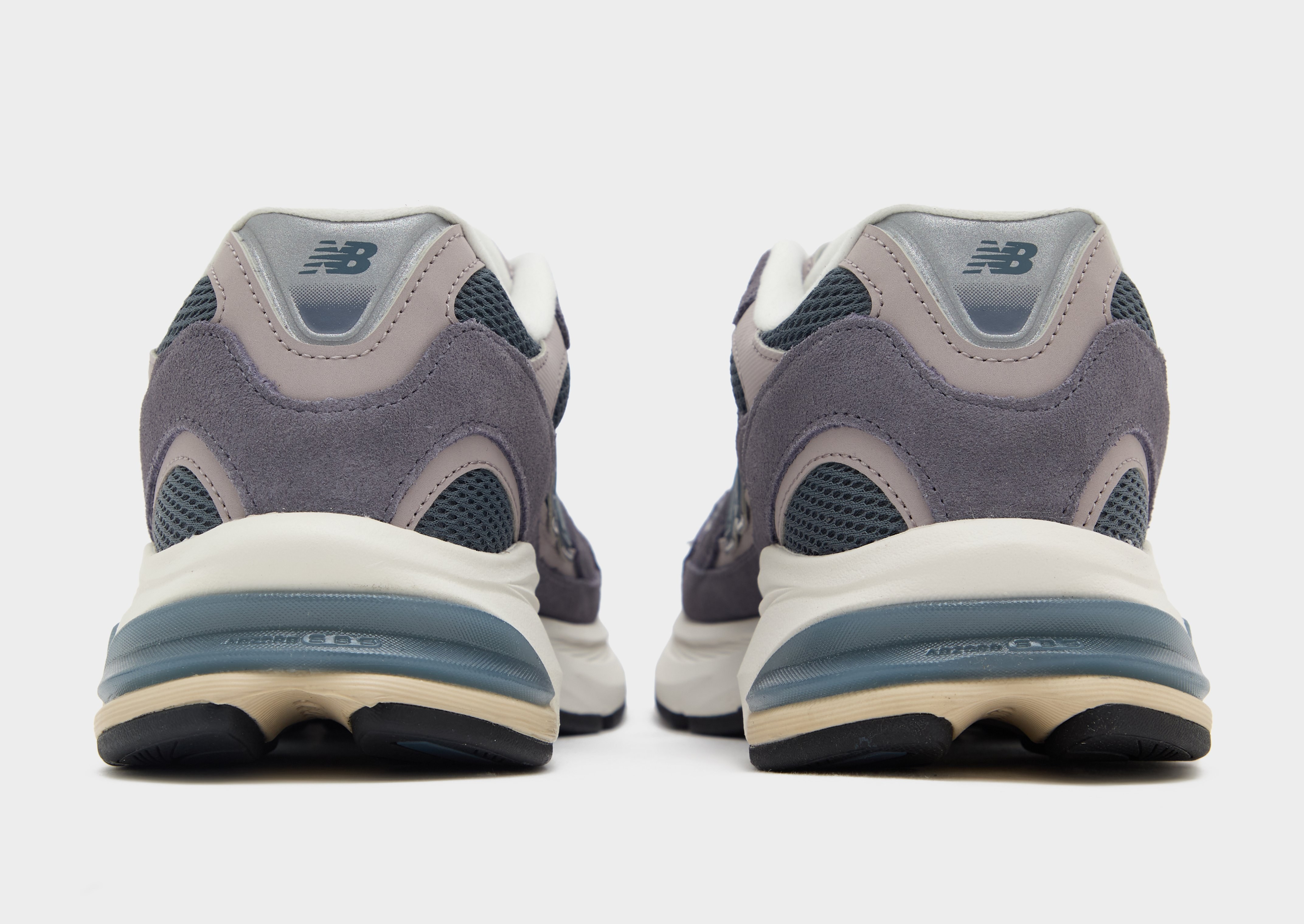 New Balance 2010