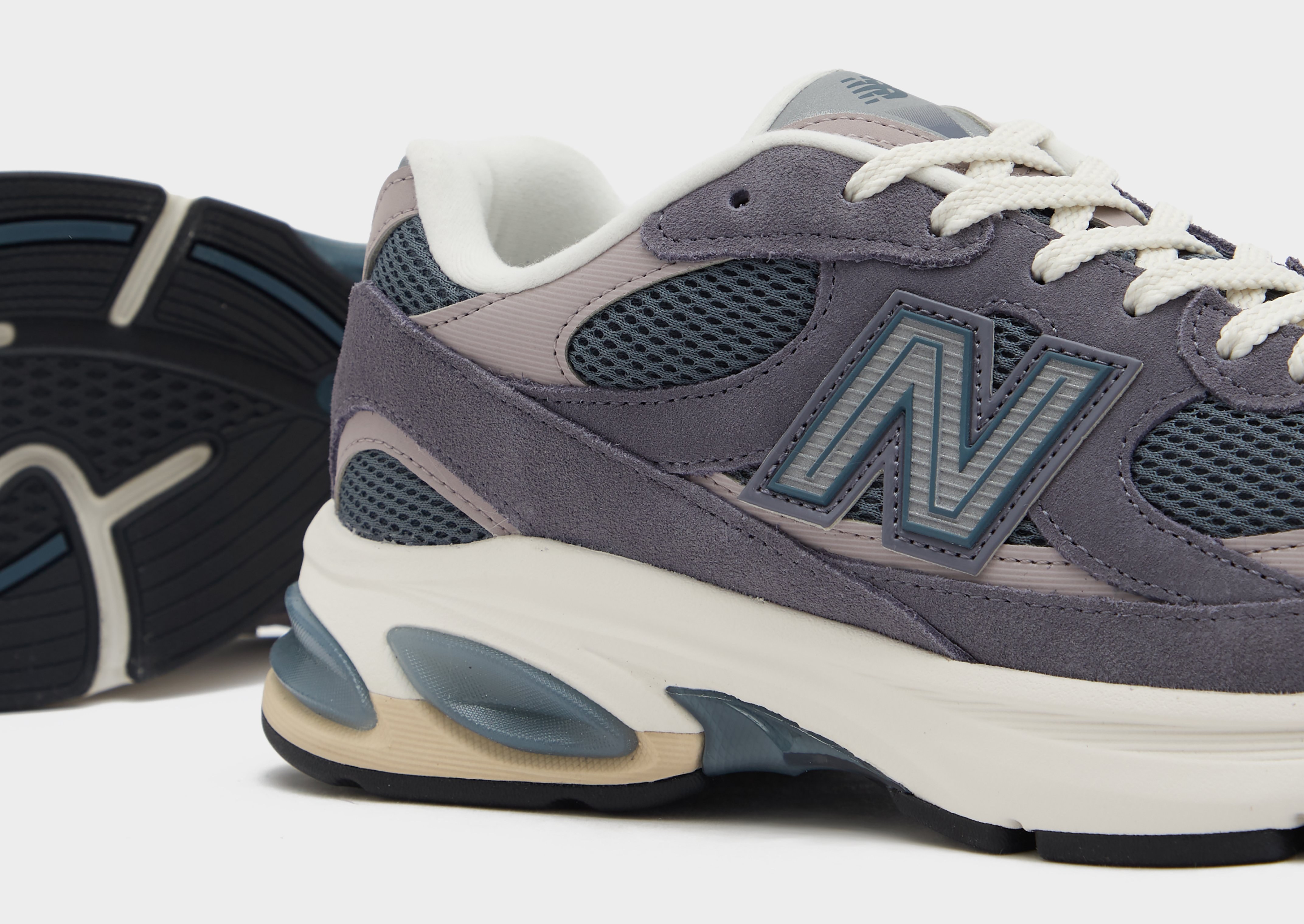 New Balance 2010