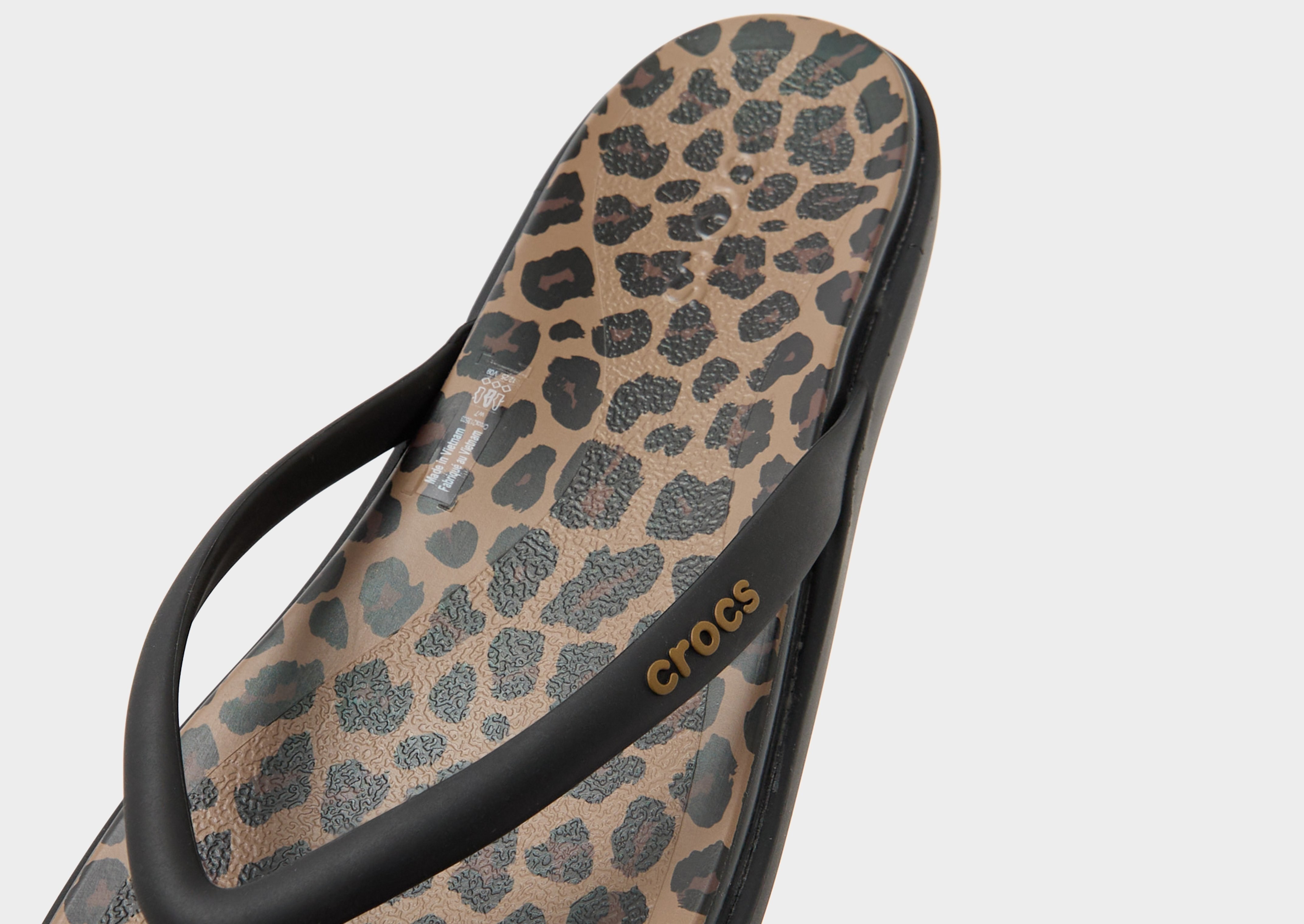 Crocs Miami Round Toe Flip-Flops
