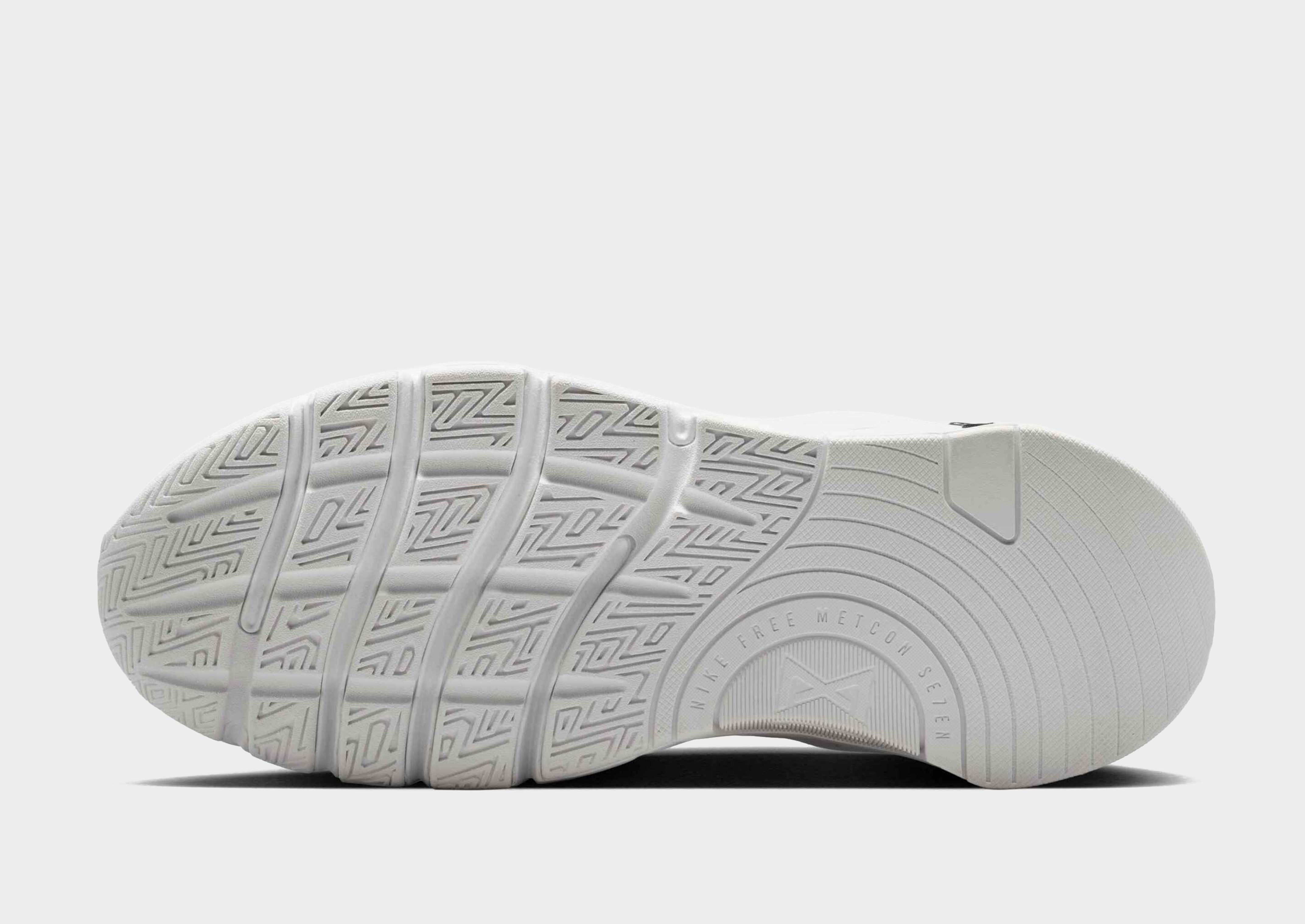 Nike WOMEN'S TRAINING SHOES