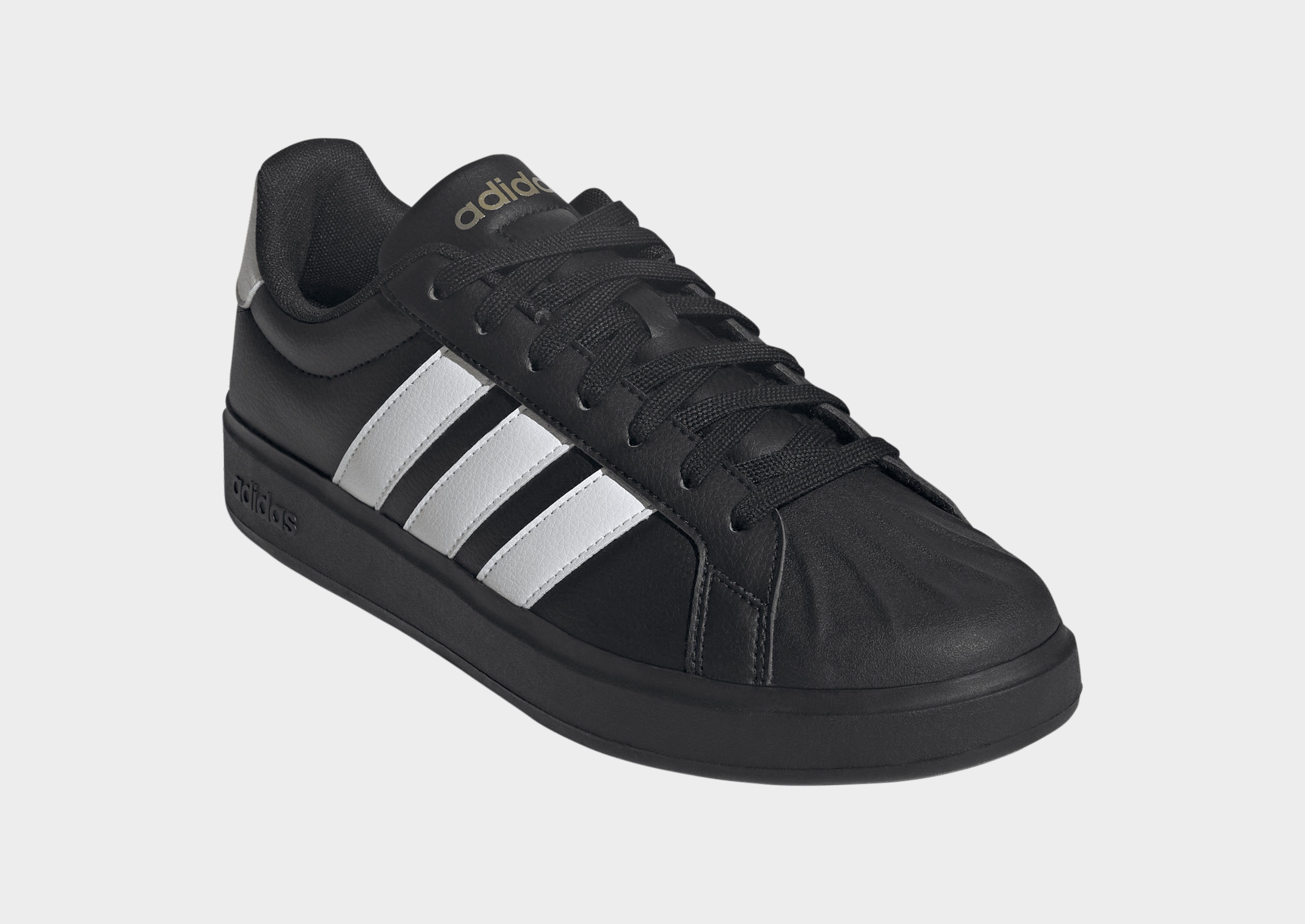 adidas Streettalk