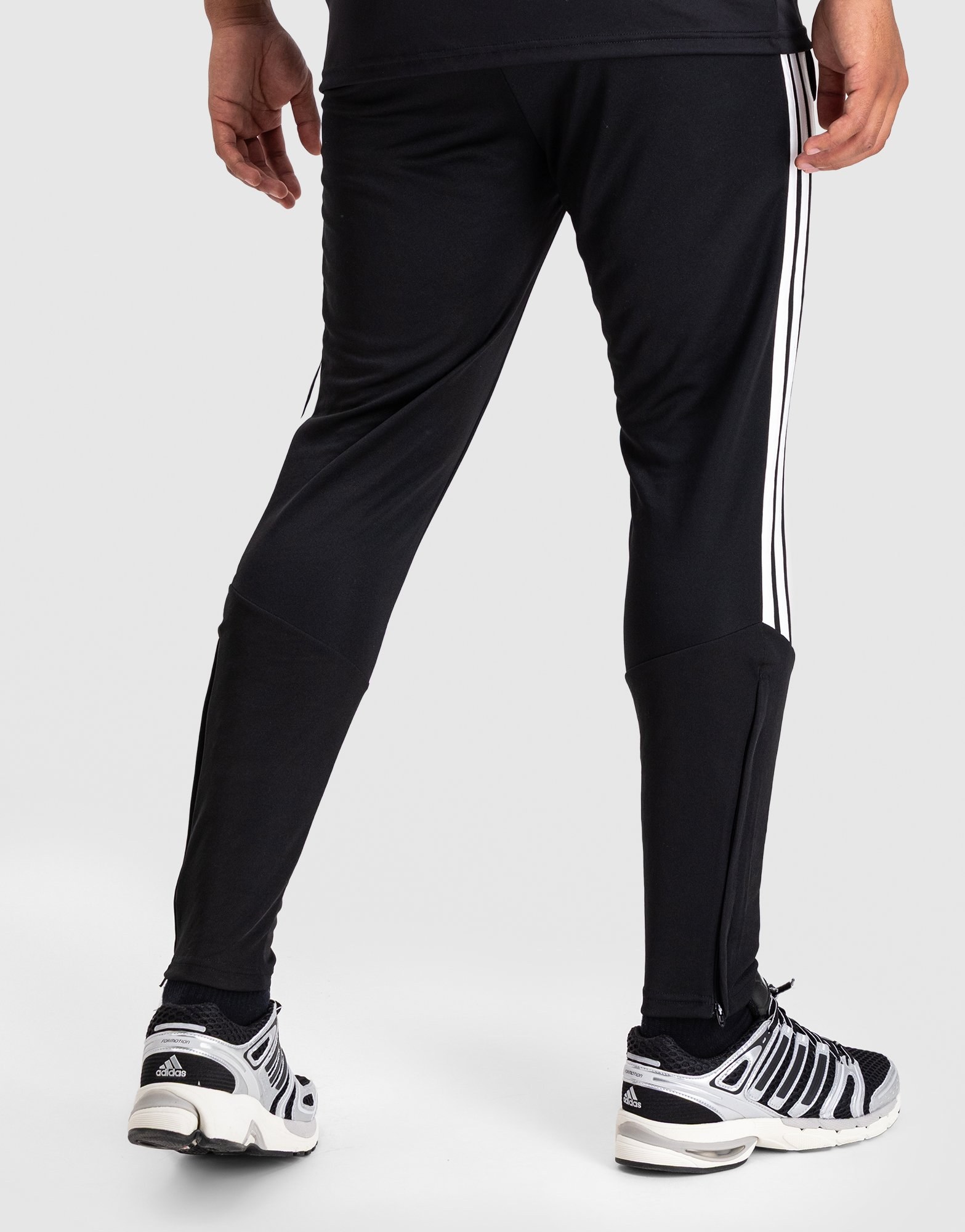 adidas Tiro 26 League Trainingshose, Schmal Geschnitten