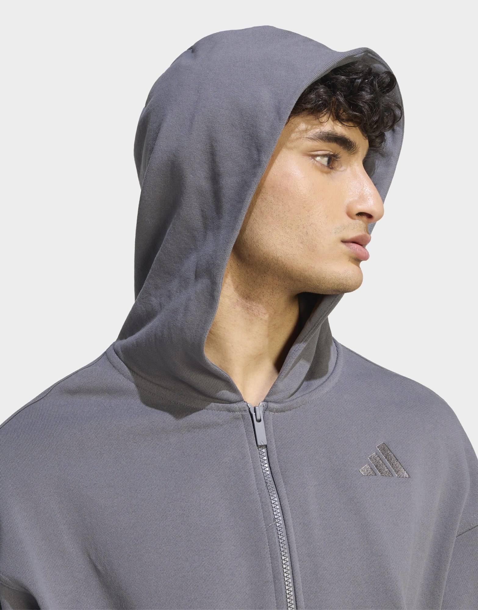 adidas Kit Kapuzenjacke, Kleines Logo