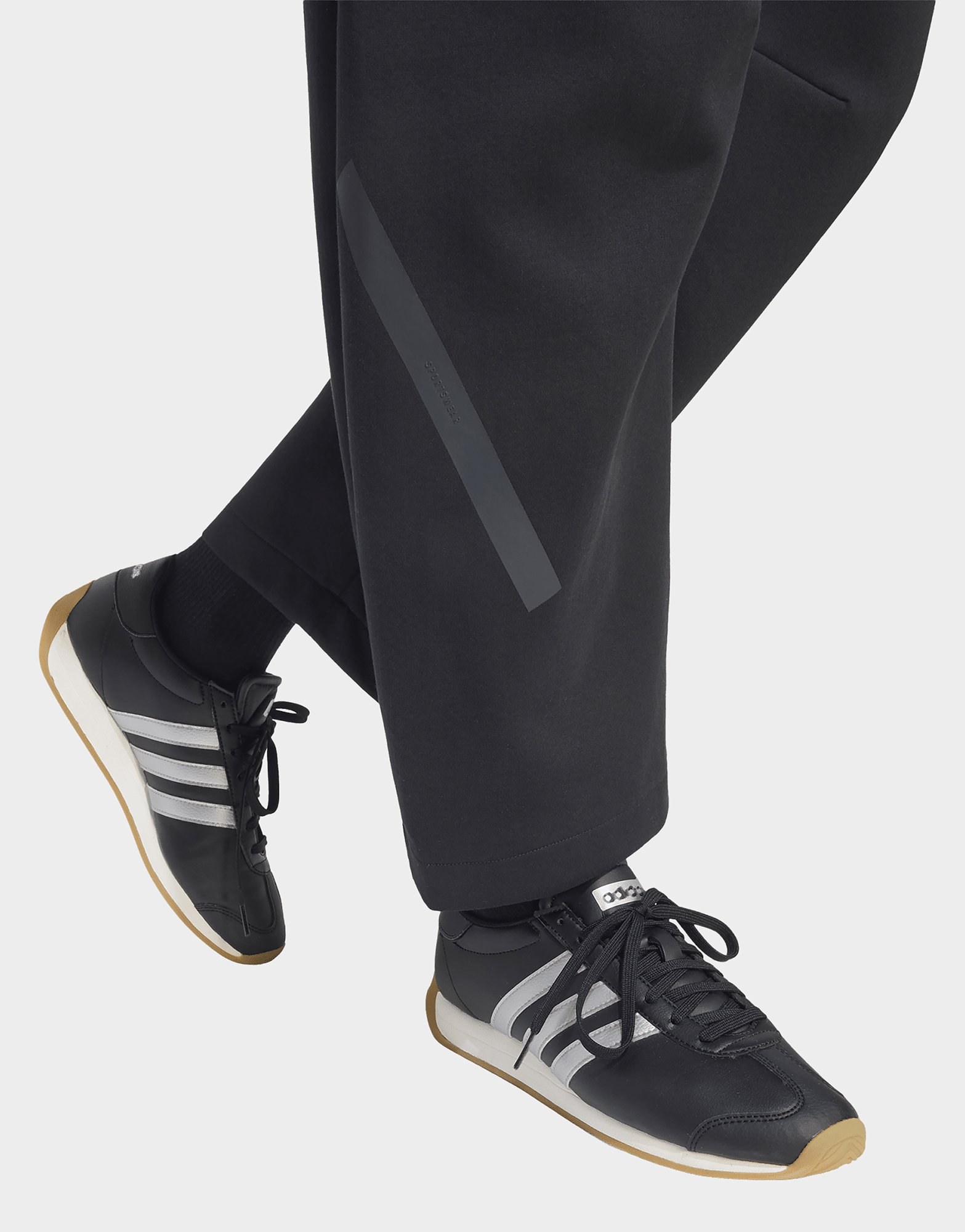 adidas Z.n.e. Hose Offener Saum