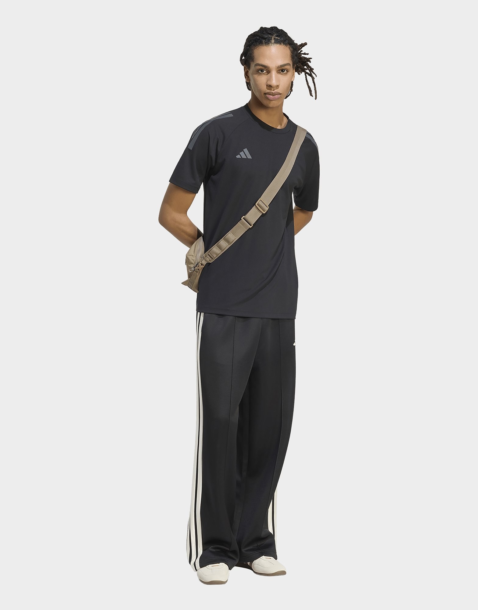 adidas Stadium Loose Hose, Offener Saum
