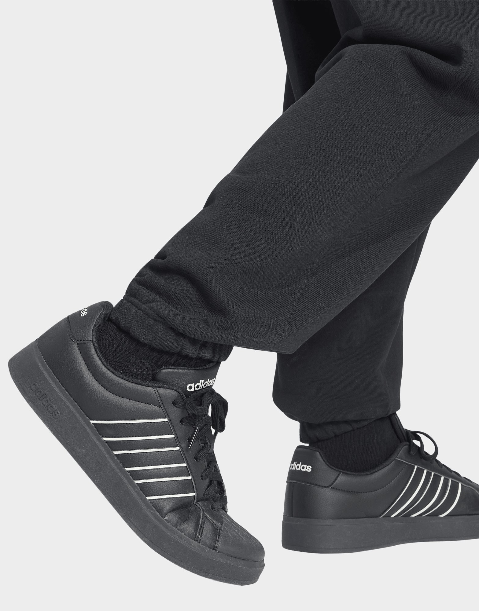 adidas Kit Hose, Bündchen, Regulär Geschnitten, Kleines Logo