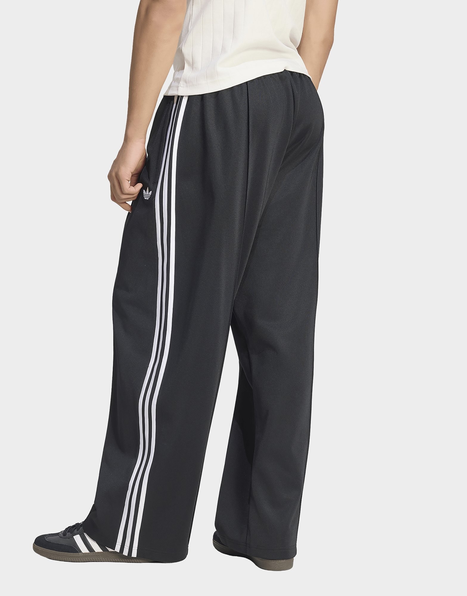 adidas Oversize Trainingshose