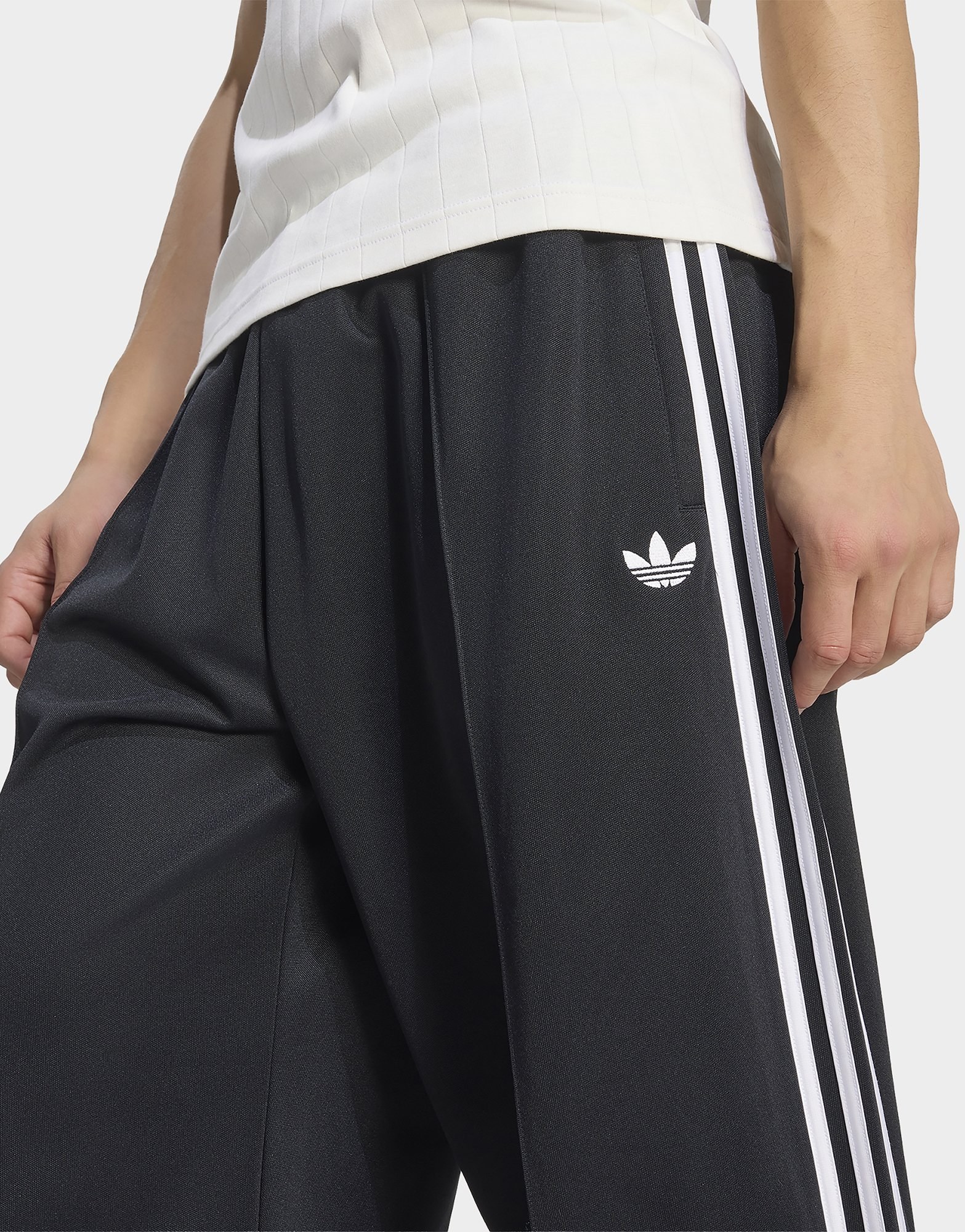 adidas Oversize Trainingshose