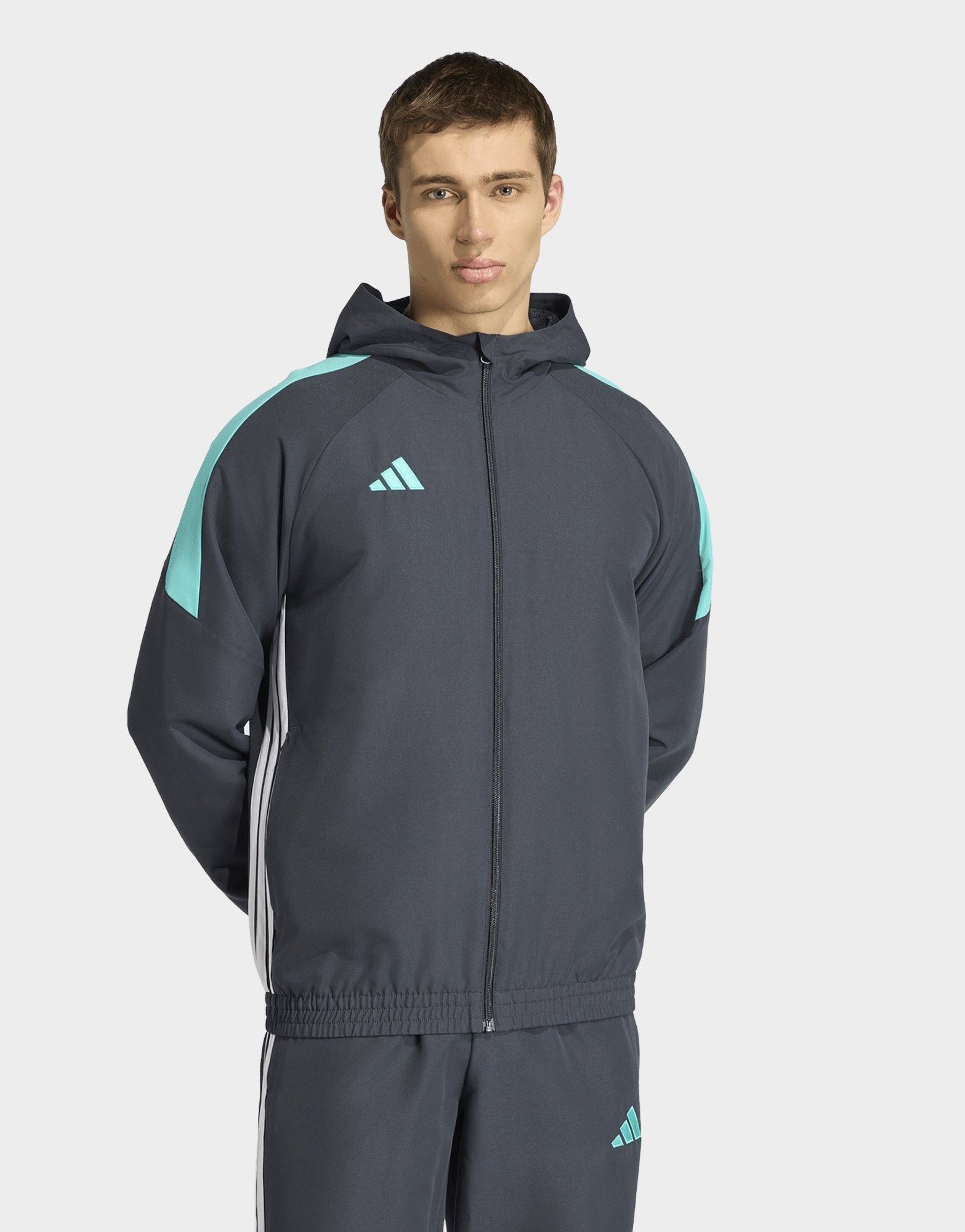 adidas Tiro 26 Essentials Woven Kapuzenjacke