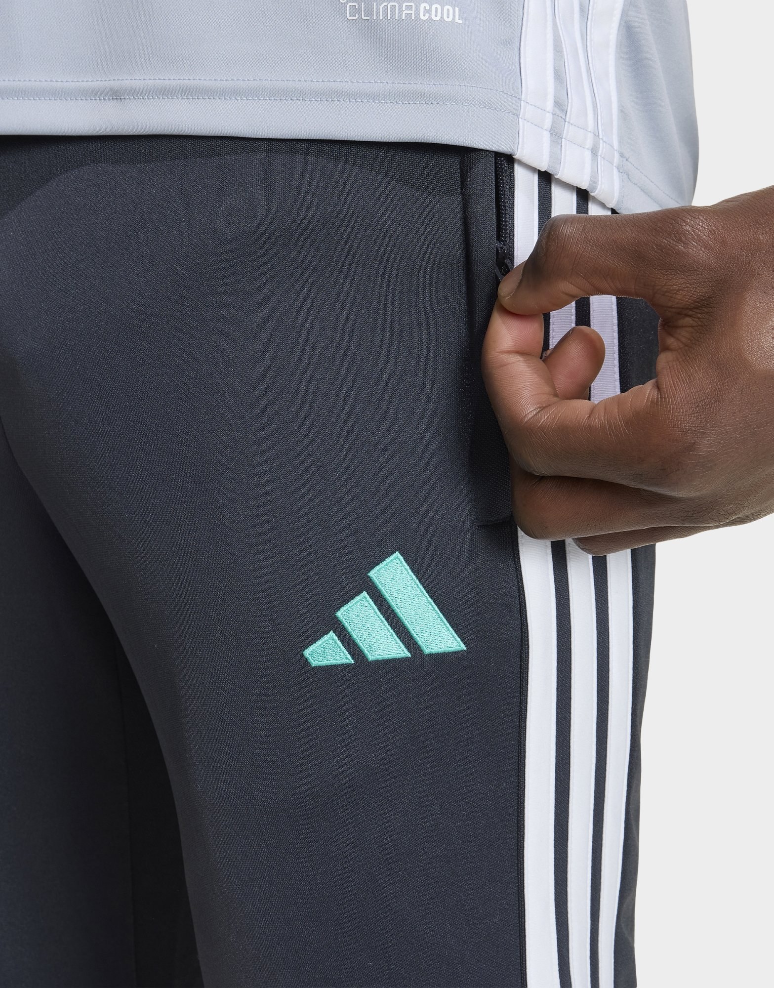 adidas TIRO 26 ESSENTIALS TRAININGSHOSE