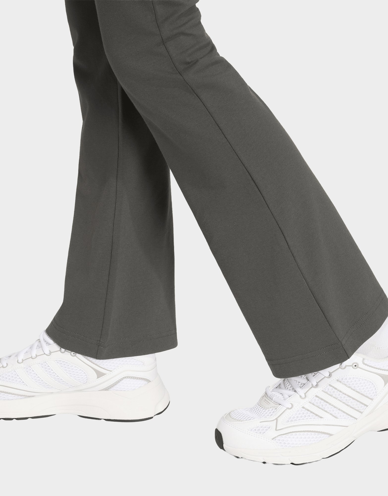 adidas ESSENTIALS LEGGINGS, AUSGESTELLTES BEIN