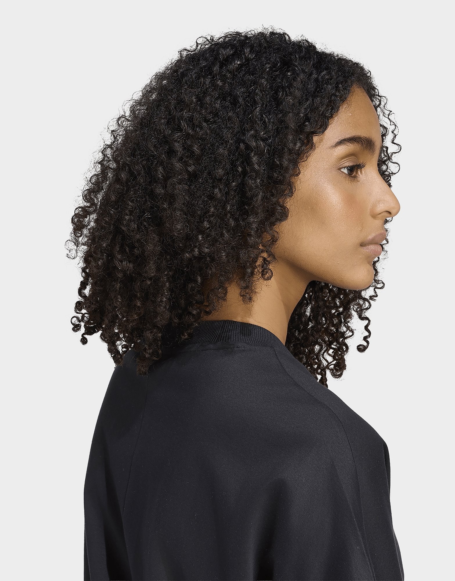 adidas Soft Lux Lockeres T-shirt