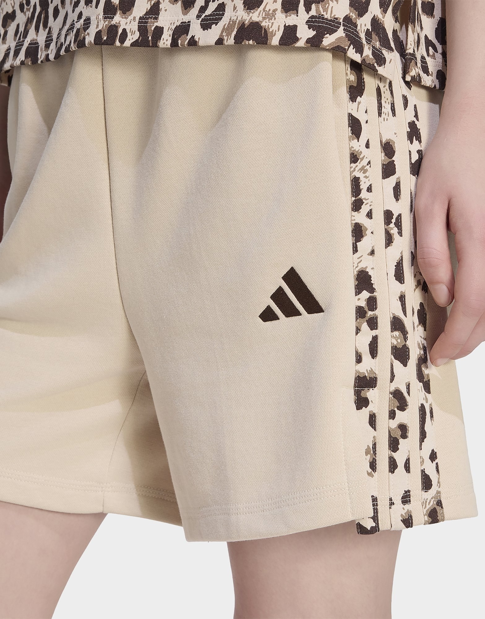 adidas Seasonal Essentials 3-streifen Shorts, Animalprint