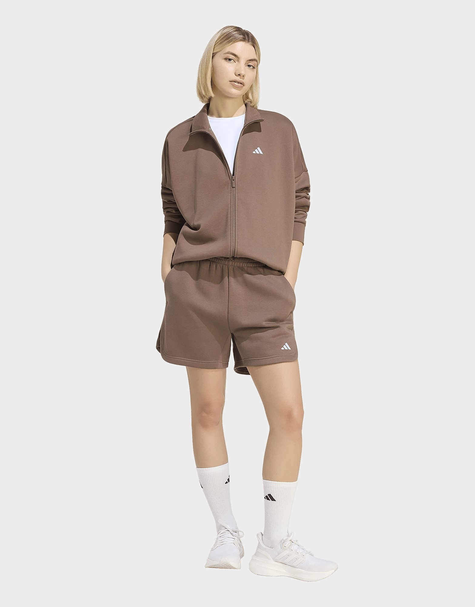 adidas 3-streifen Studio Fleece Shorts, Locker Geschnitten