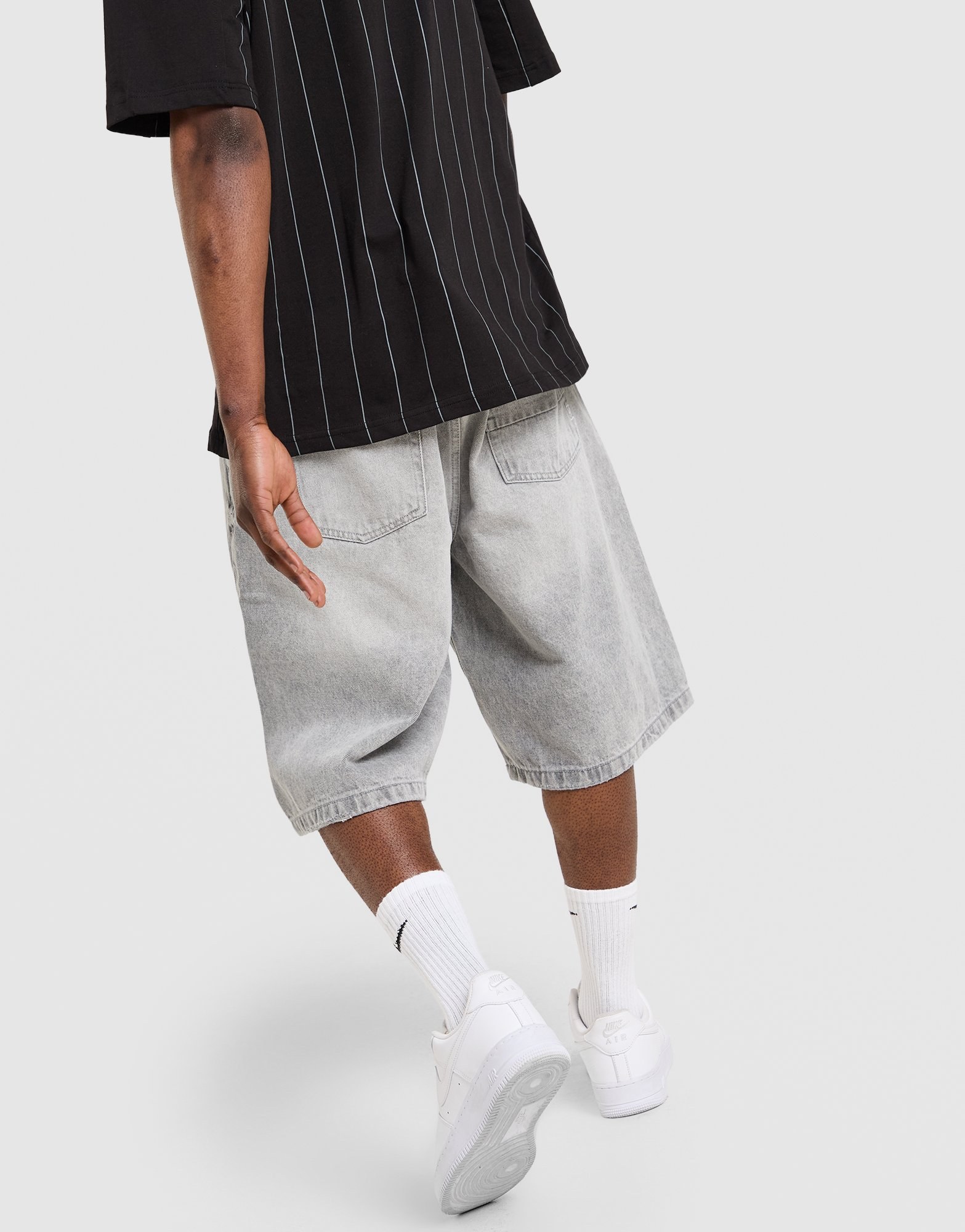Hoodrich Varsity Acid Wash Jorts