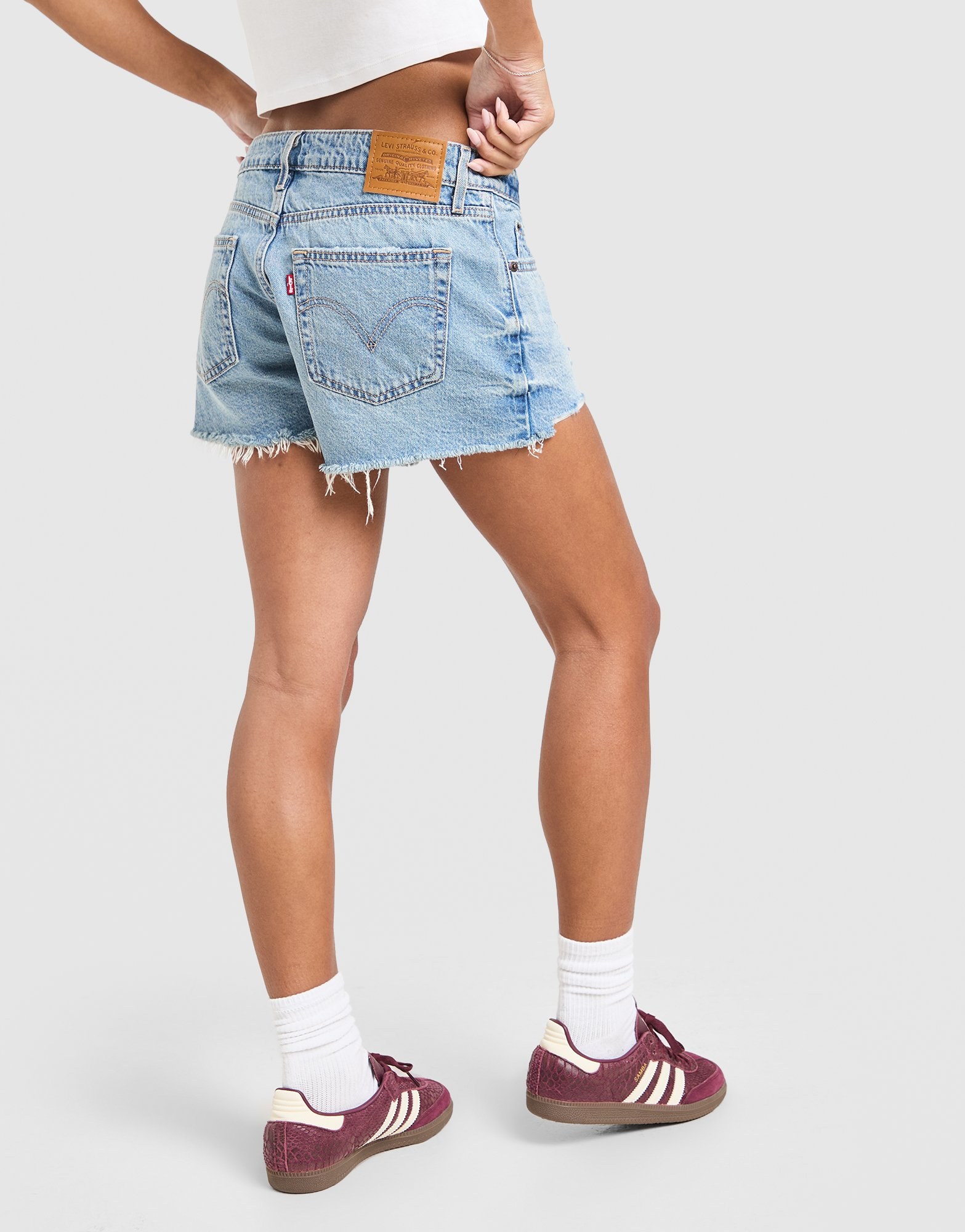 LEVI'S Low Shorts