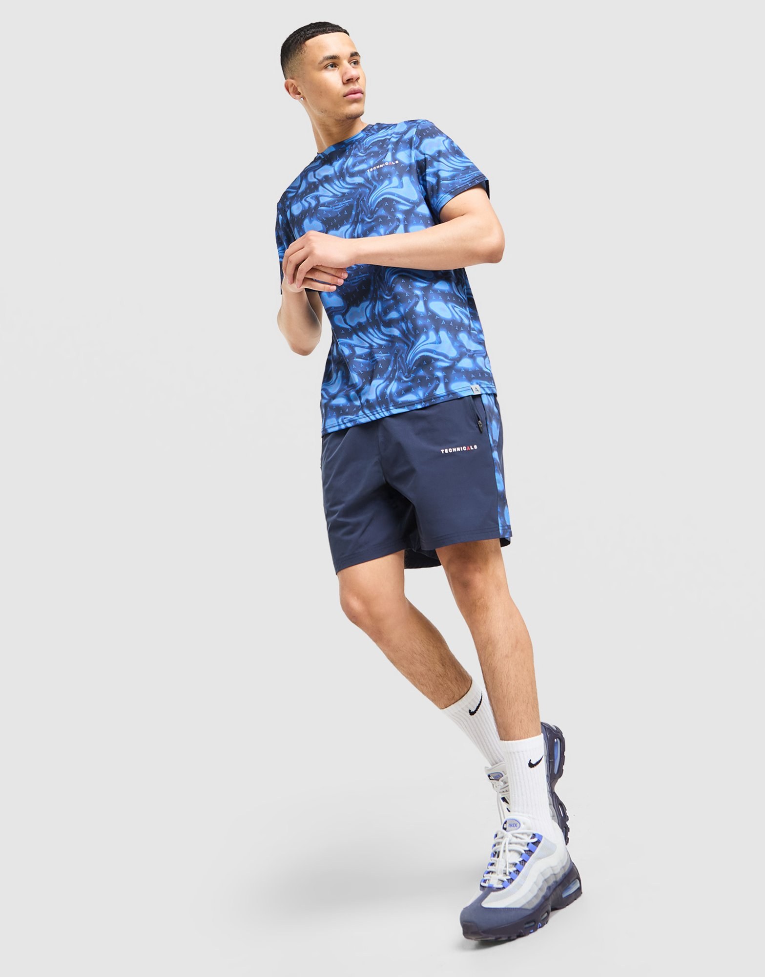 Technicals Fells Shorts