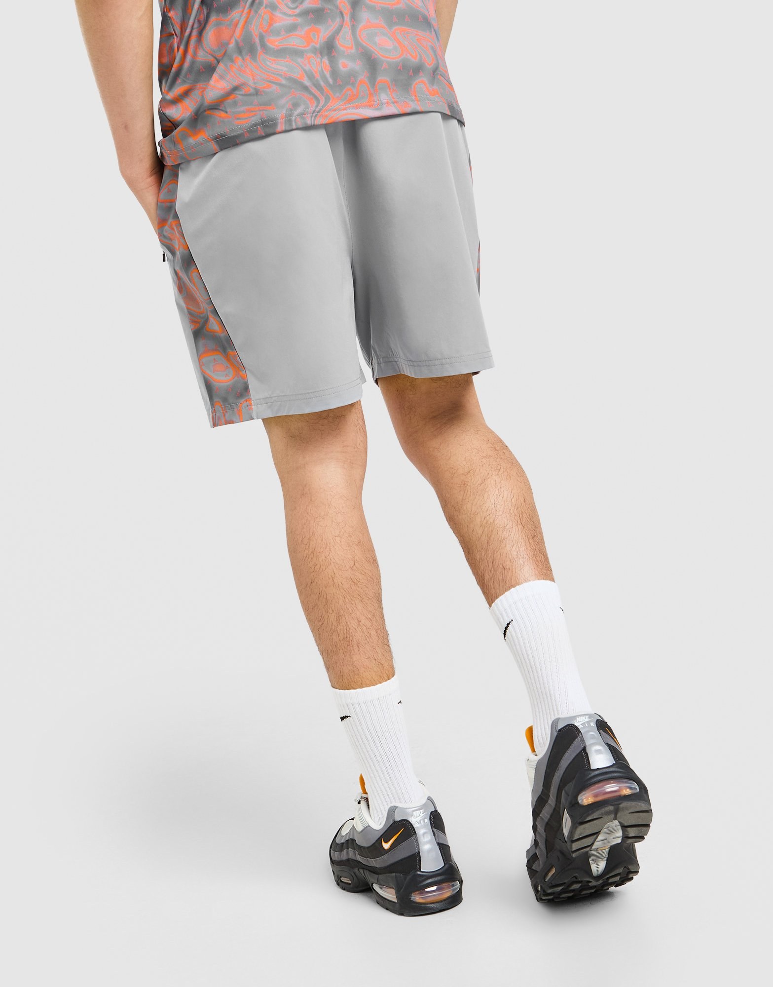 Technicals Fells Shorts