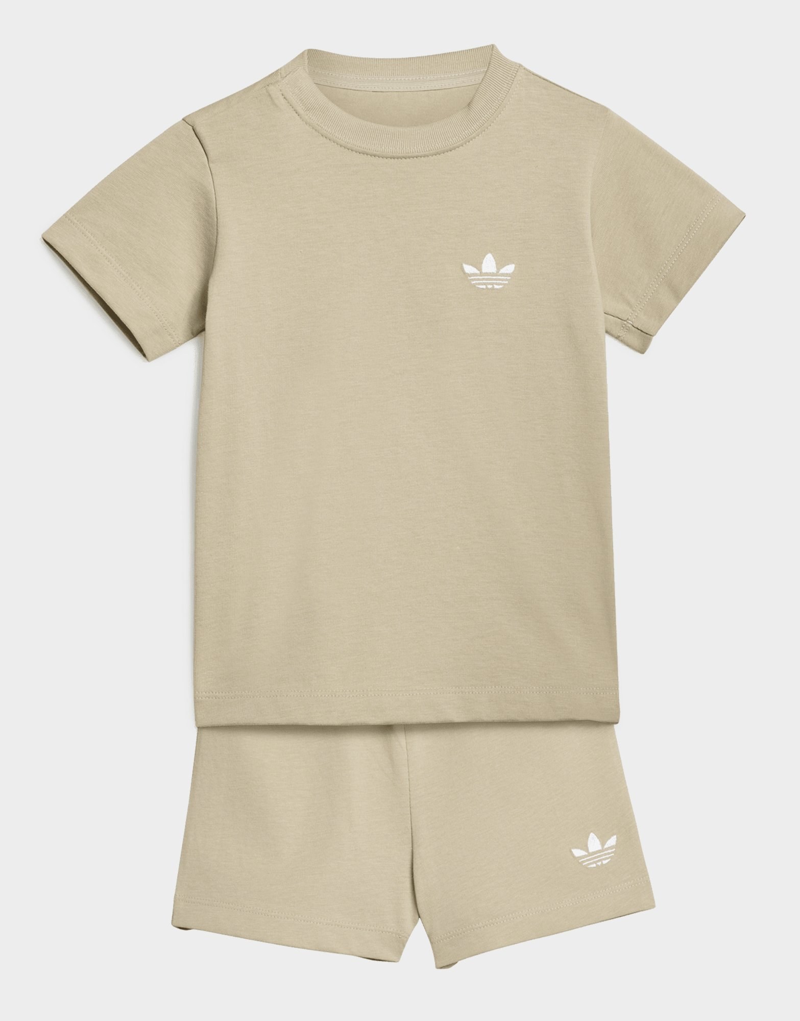 adidas Set Aus Shorts Und T-shirt