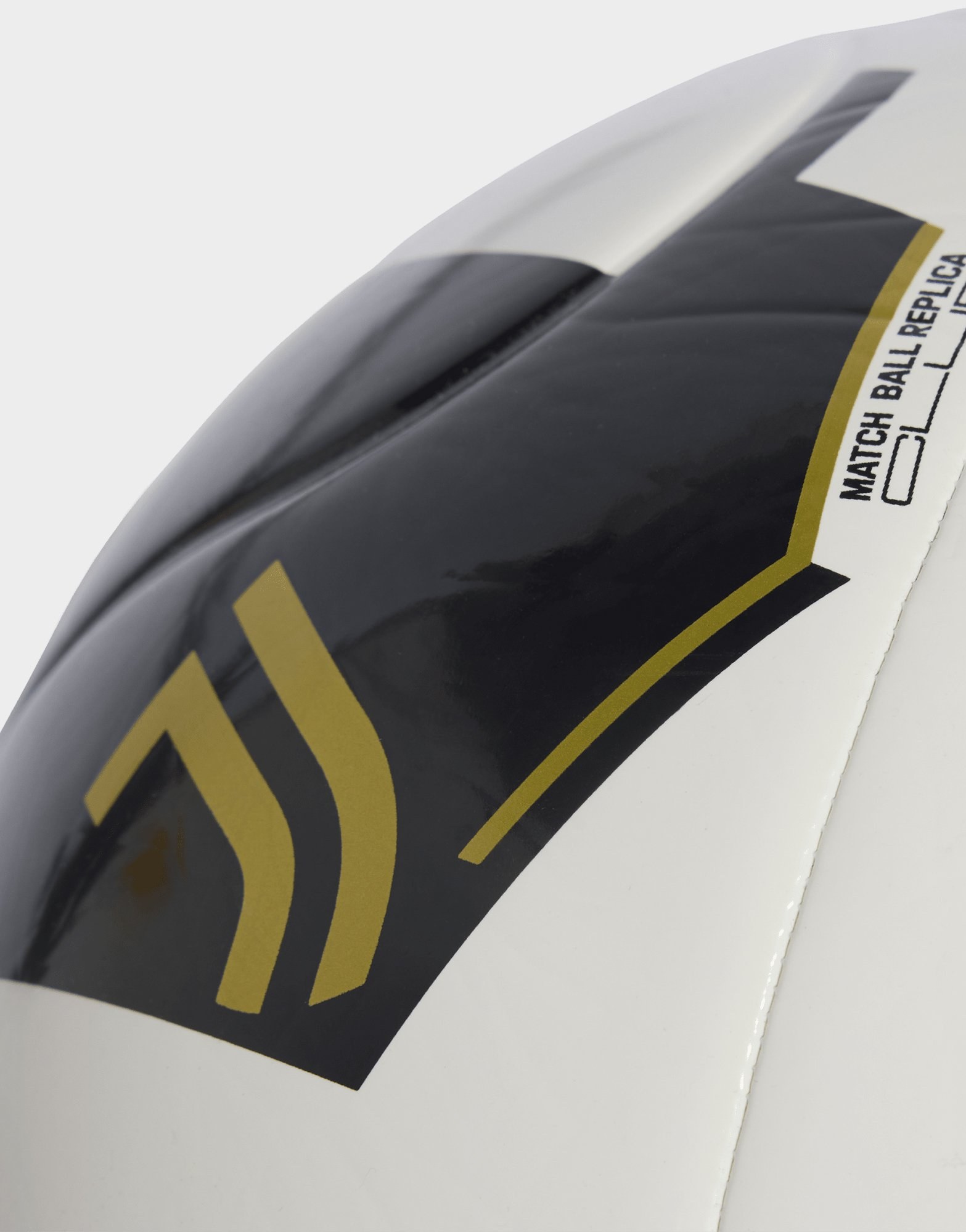 adidas Juventus Turin Home Club Ball