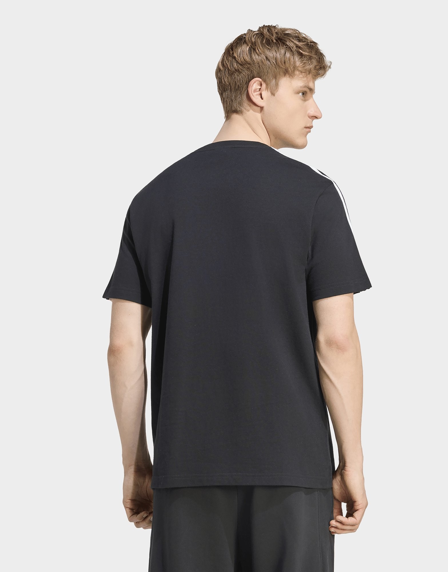 adidas Essentials 3-streifen T-shirt, Single Jersey, Branding