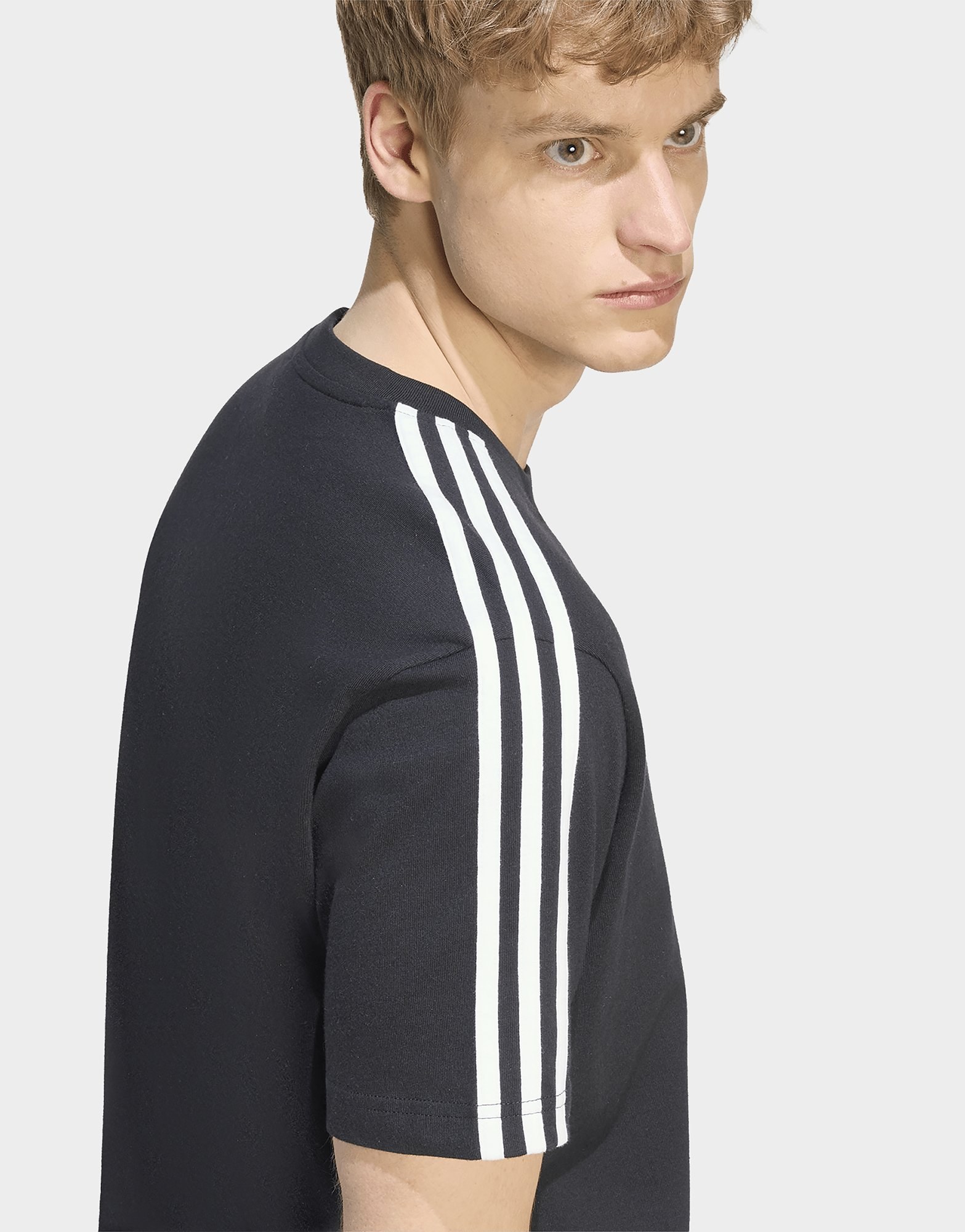 adidas Essentials 3-streifen T-shirt, Single Jersey, Branding