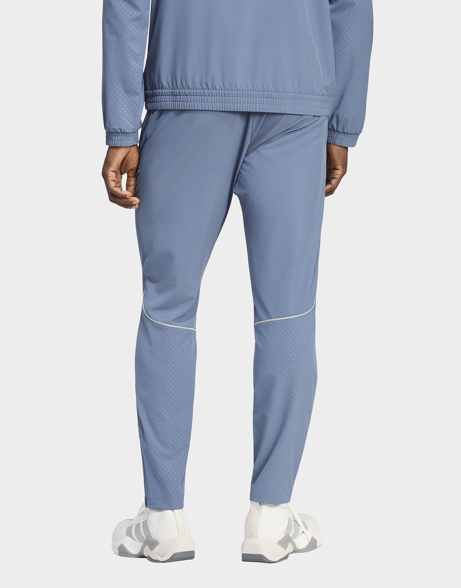 adidas Tech Apparel Slim Trainingshose
