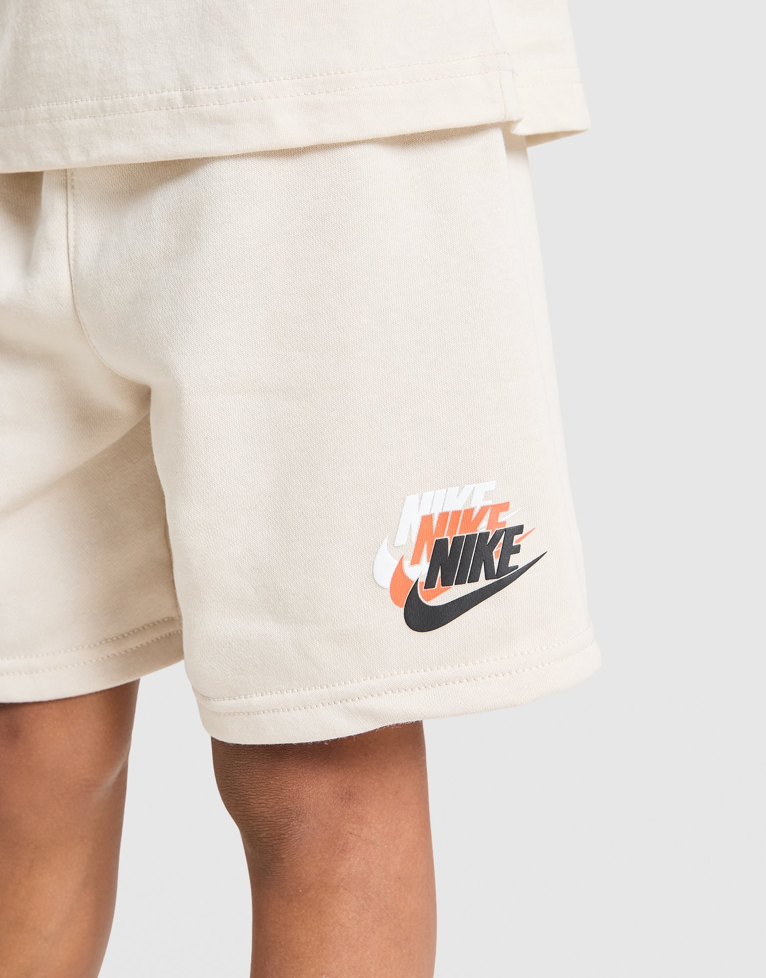Nike Repeat Logo T-Shirt/Shorts Set Children
