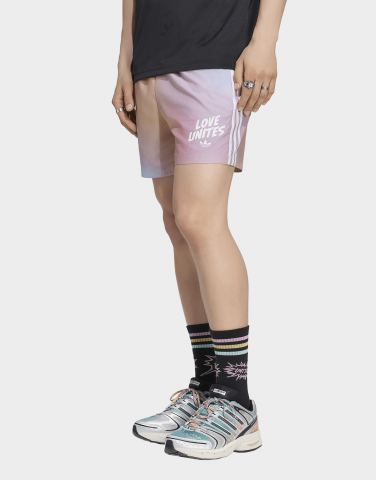 adidas Love Unites Aop Shorts, Wasserdicht