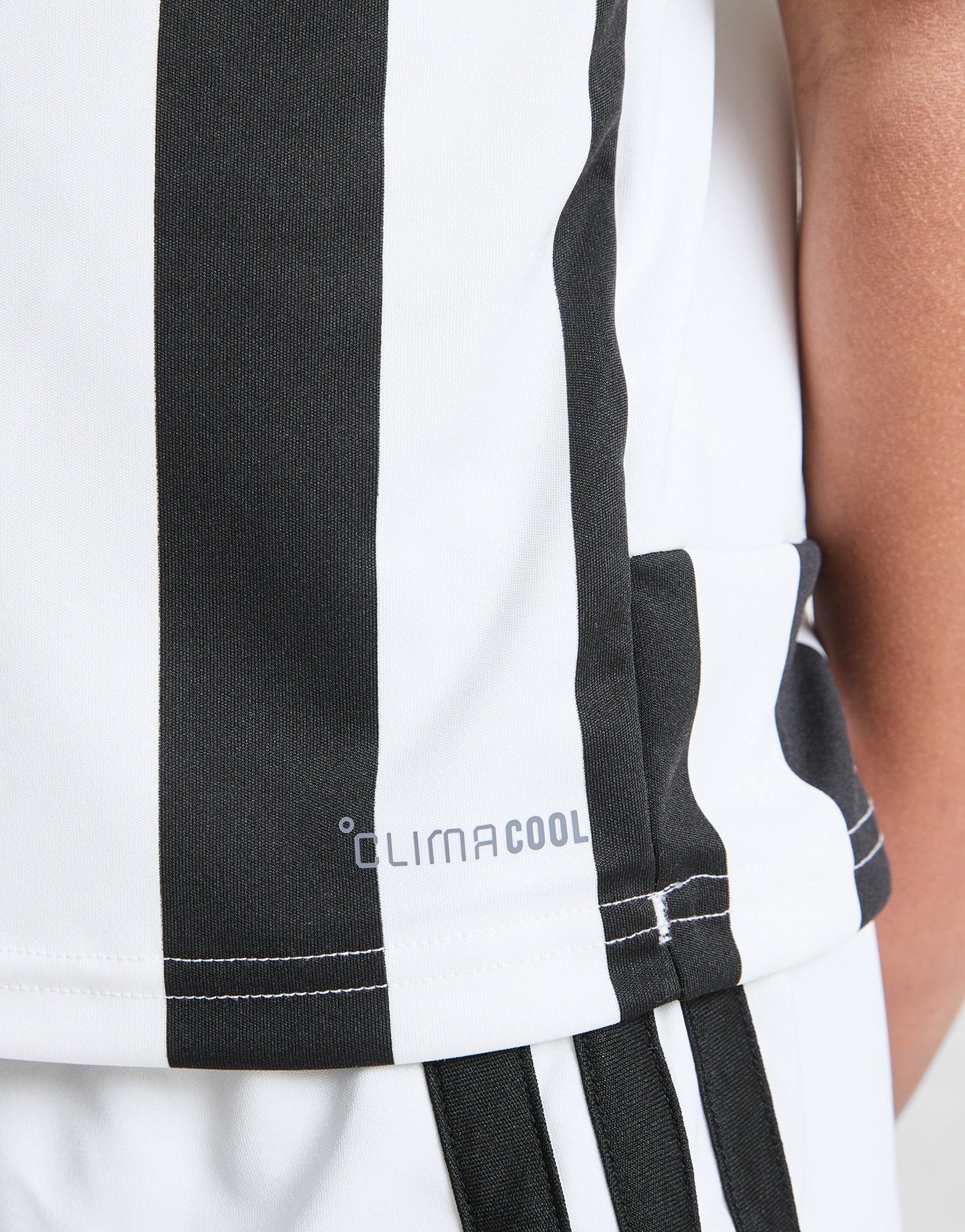 adidas Juventus Turin 26/27 Kids Heimausrüstung