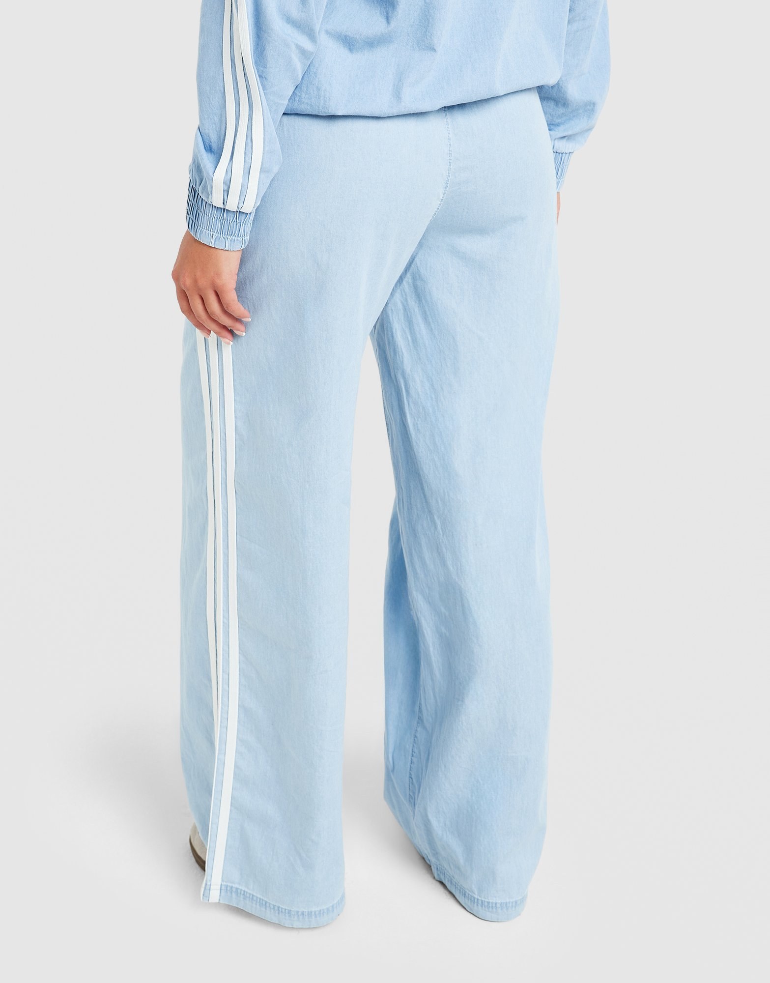 adidas Originals Lightweight Denim Trainingshose