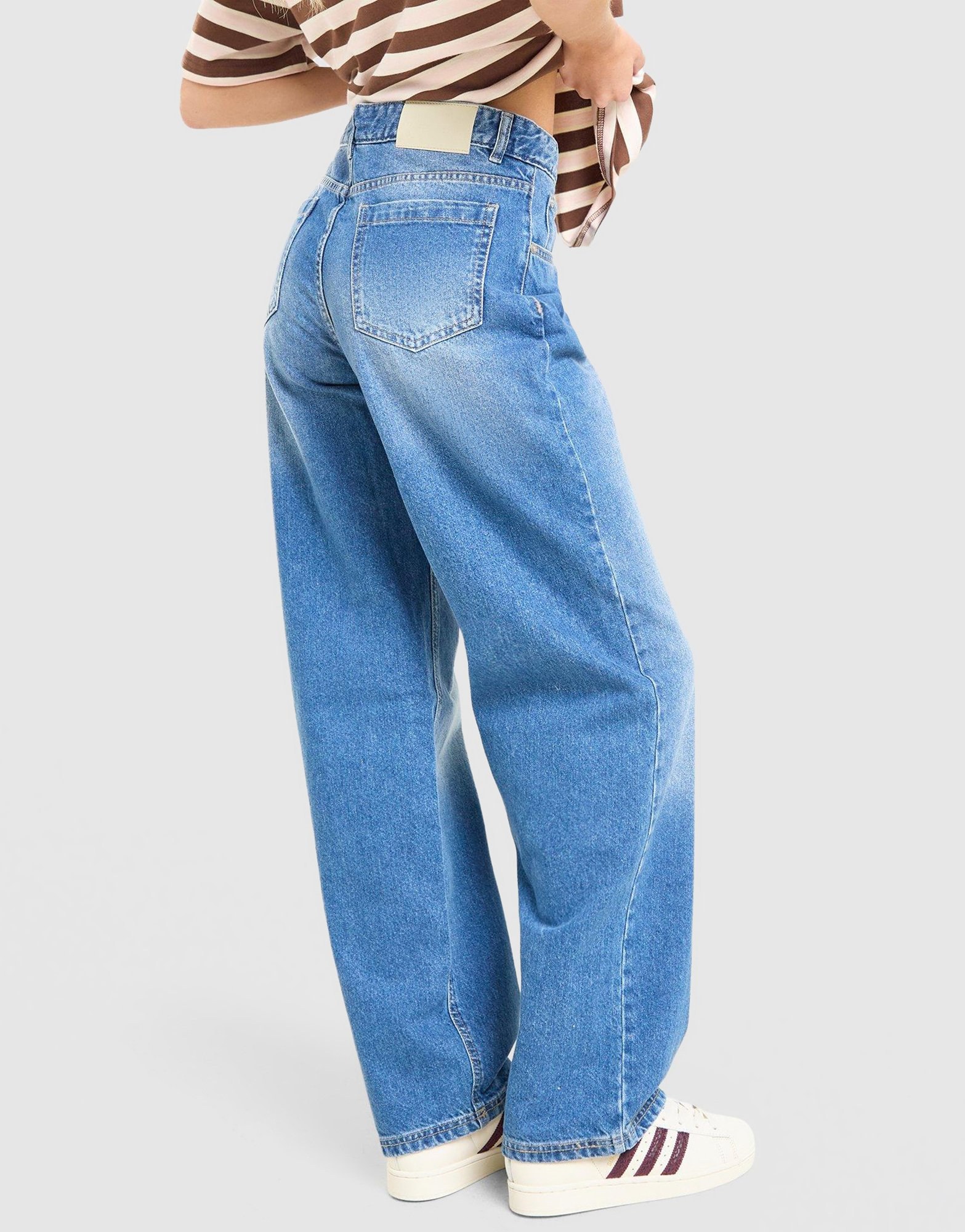 Unlike Humans Mid-Rise Loose Jeans Damen