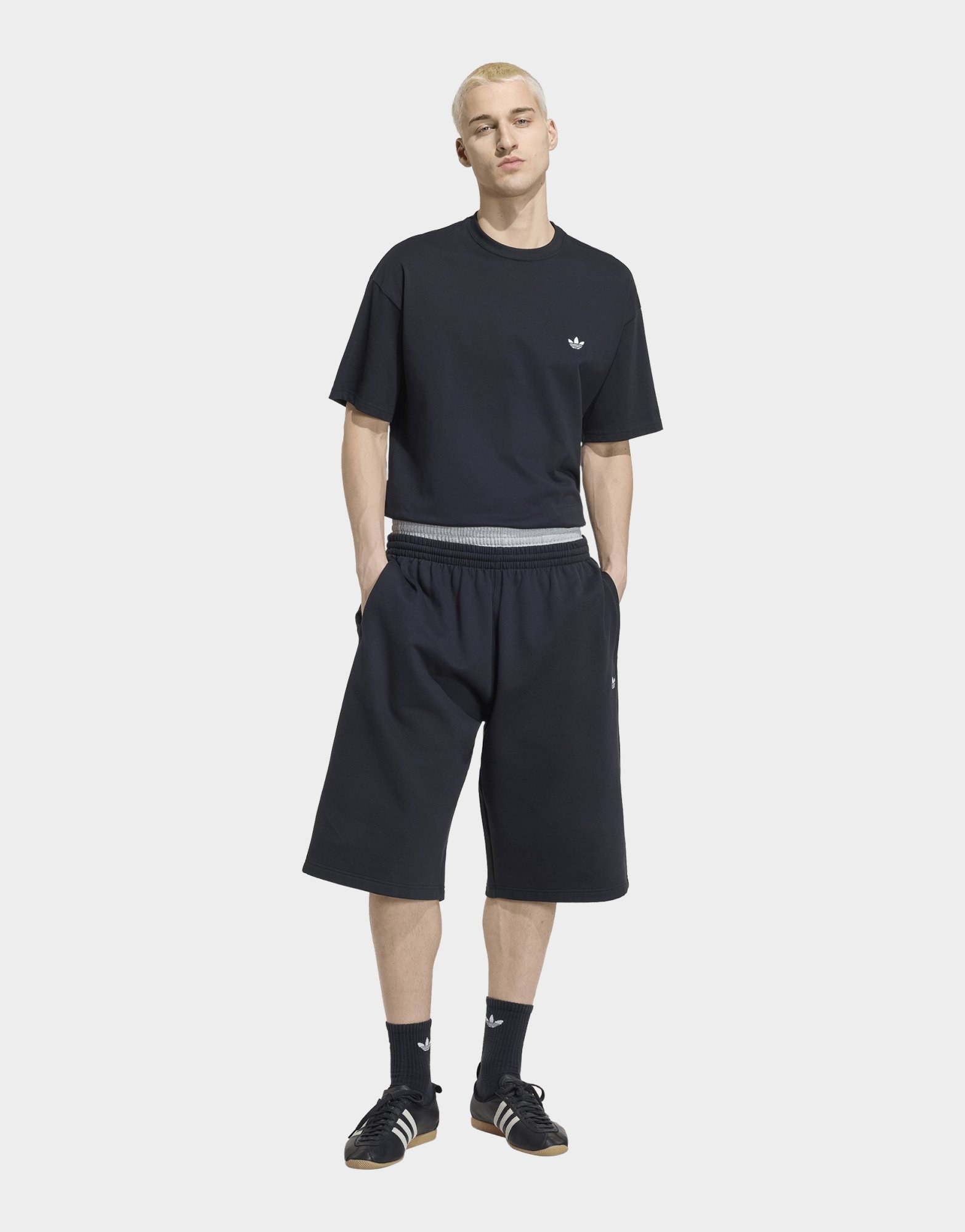adidas Trefoil Essentials T-shirt Locker Überschnittene Schultern