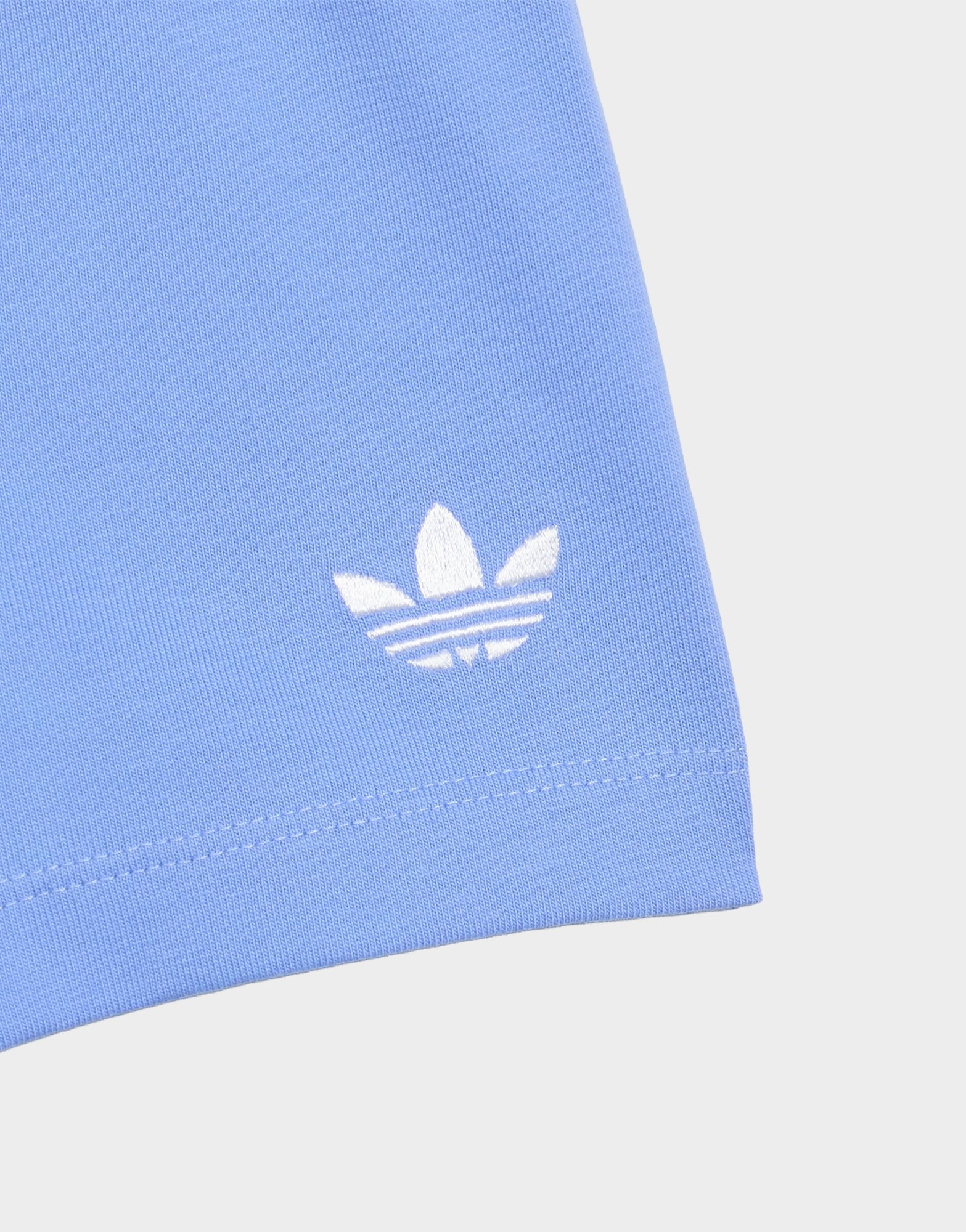 adidas Set Aus Shorts Und T-shirt