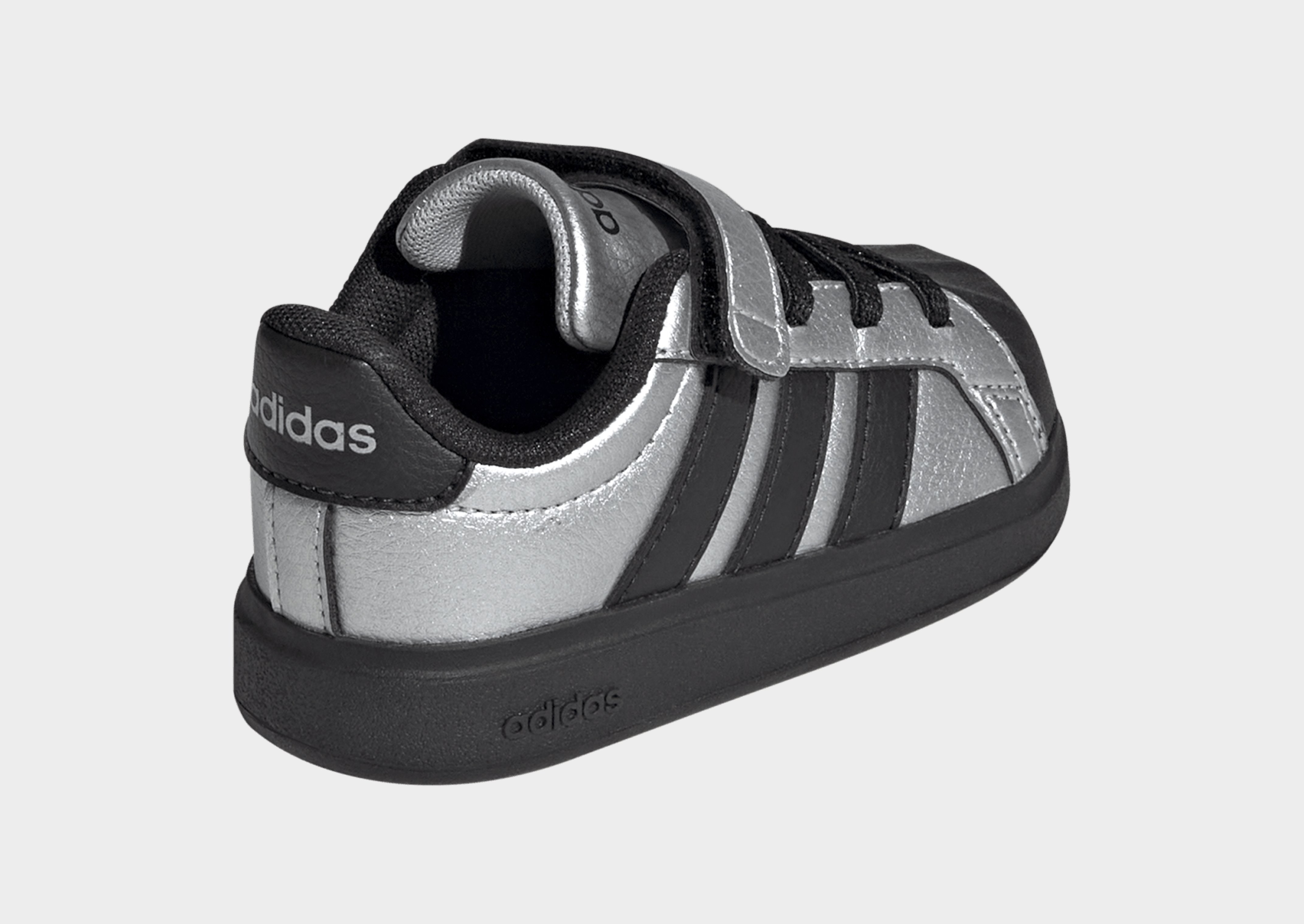 adidas Streettalk