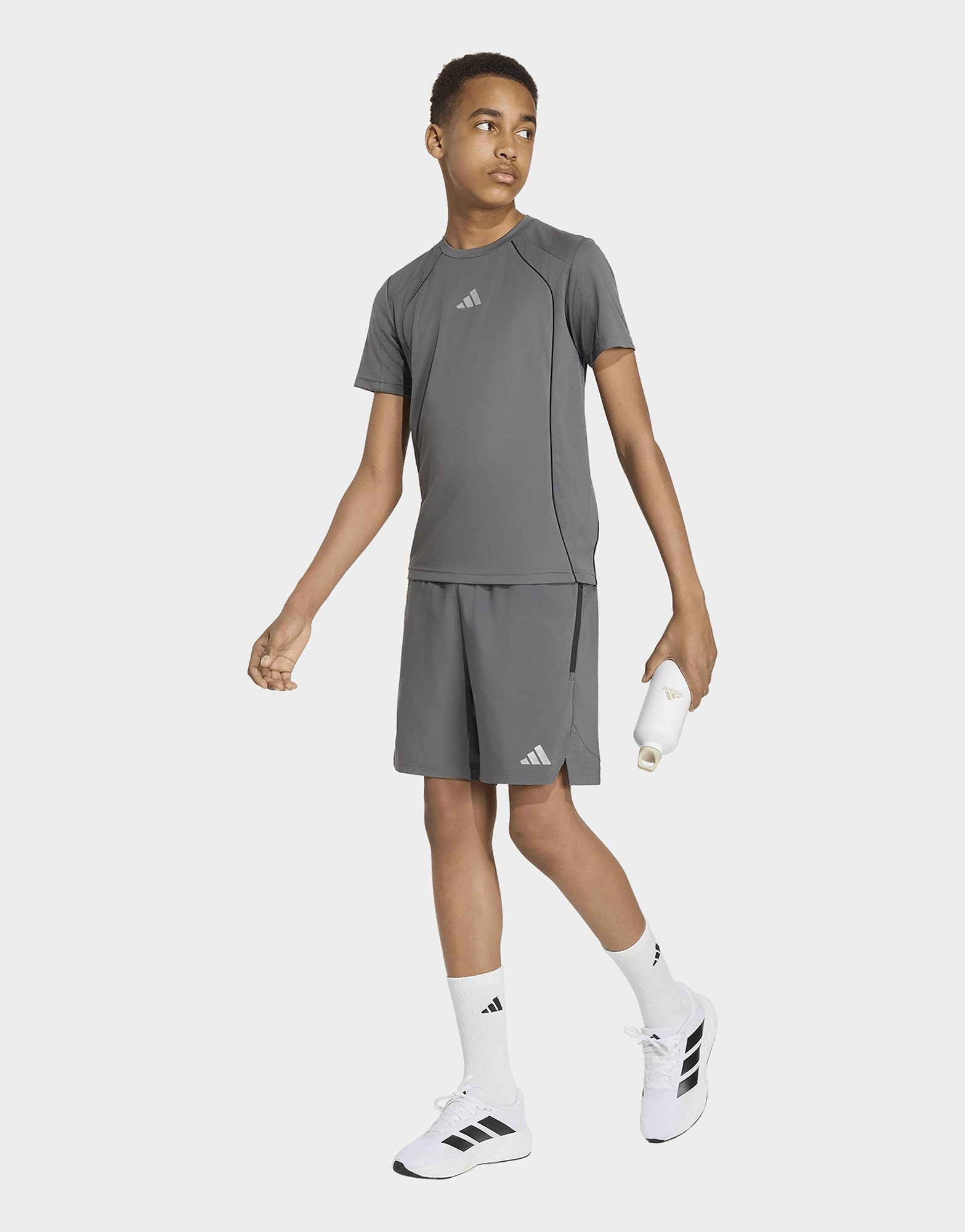 adidas TECH APPAREL SHORTS