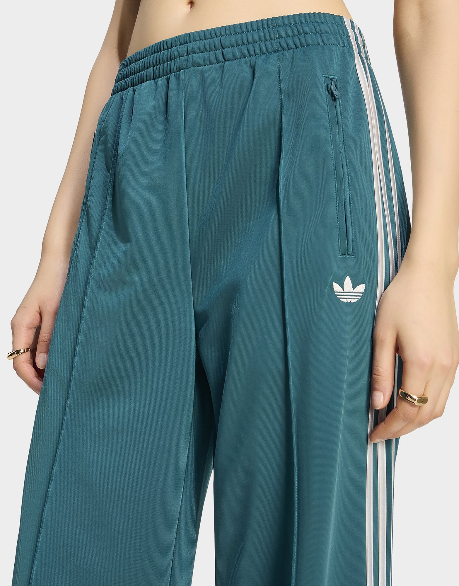 adidas Originals Firebird Trainingshose, Locker Geschnitten