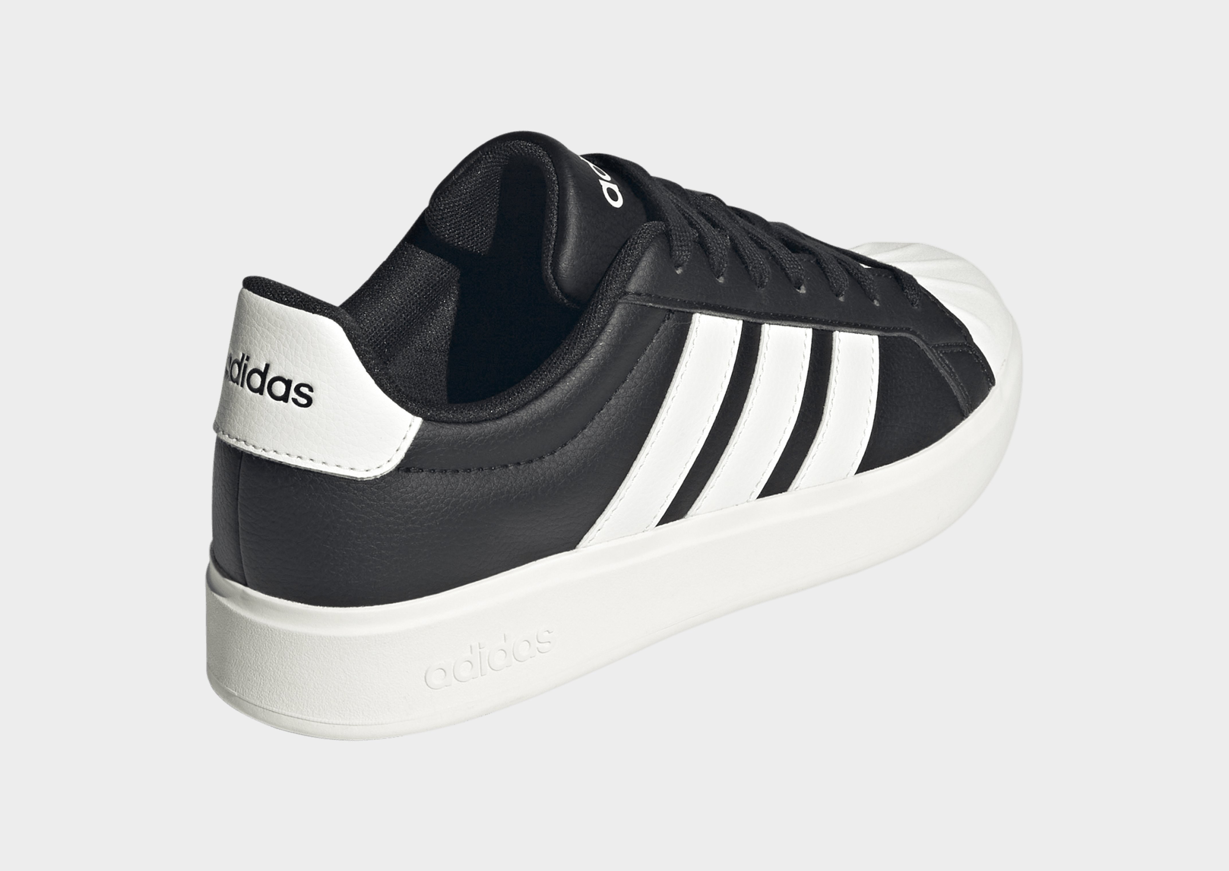 adidas Streettalk